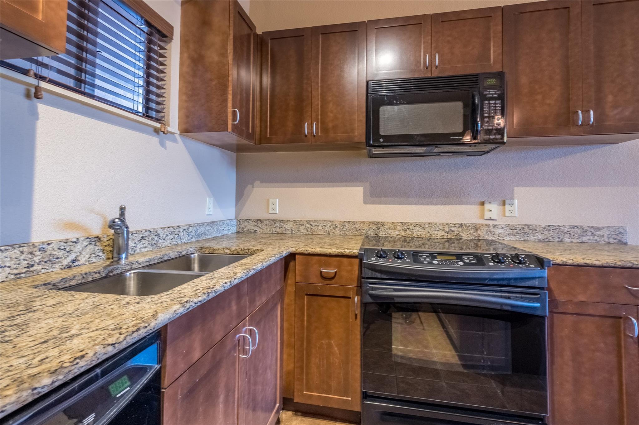 711 W 26th St # 703, Austin, TX 78705