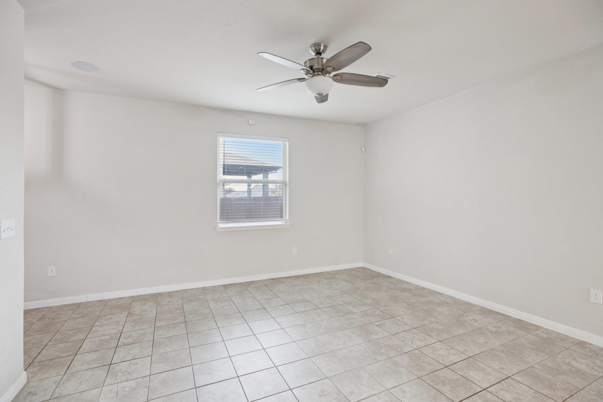 176 Mayney Ln, Leander, TX 78641