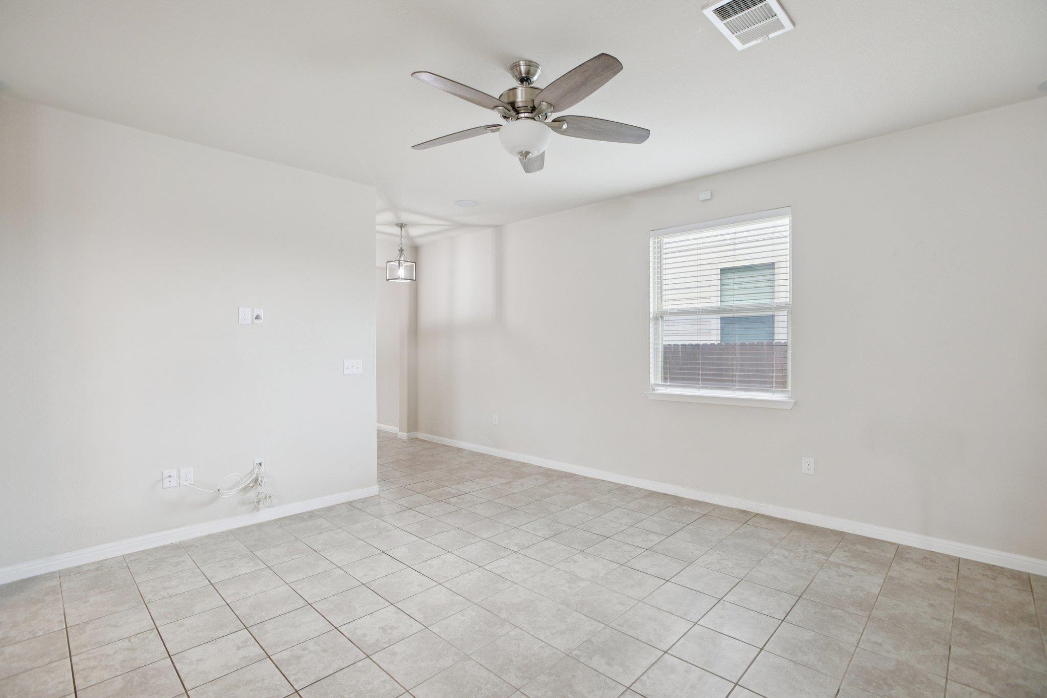 176 Mayney Ln, Leander, TX 78641