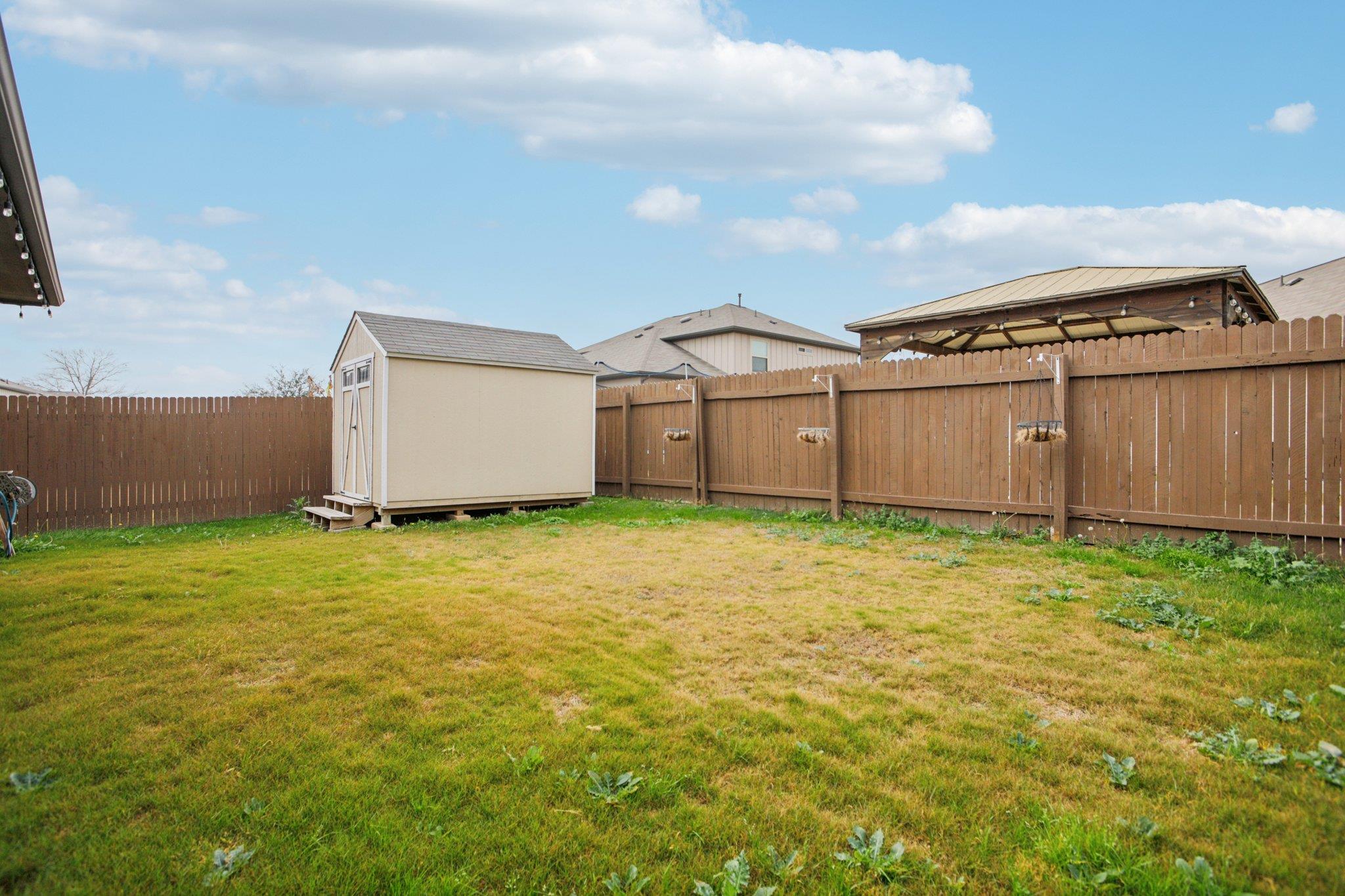 176 Mayney Ln, Leander, TX 78641