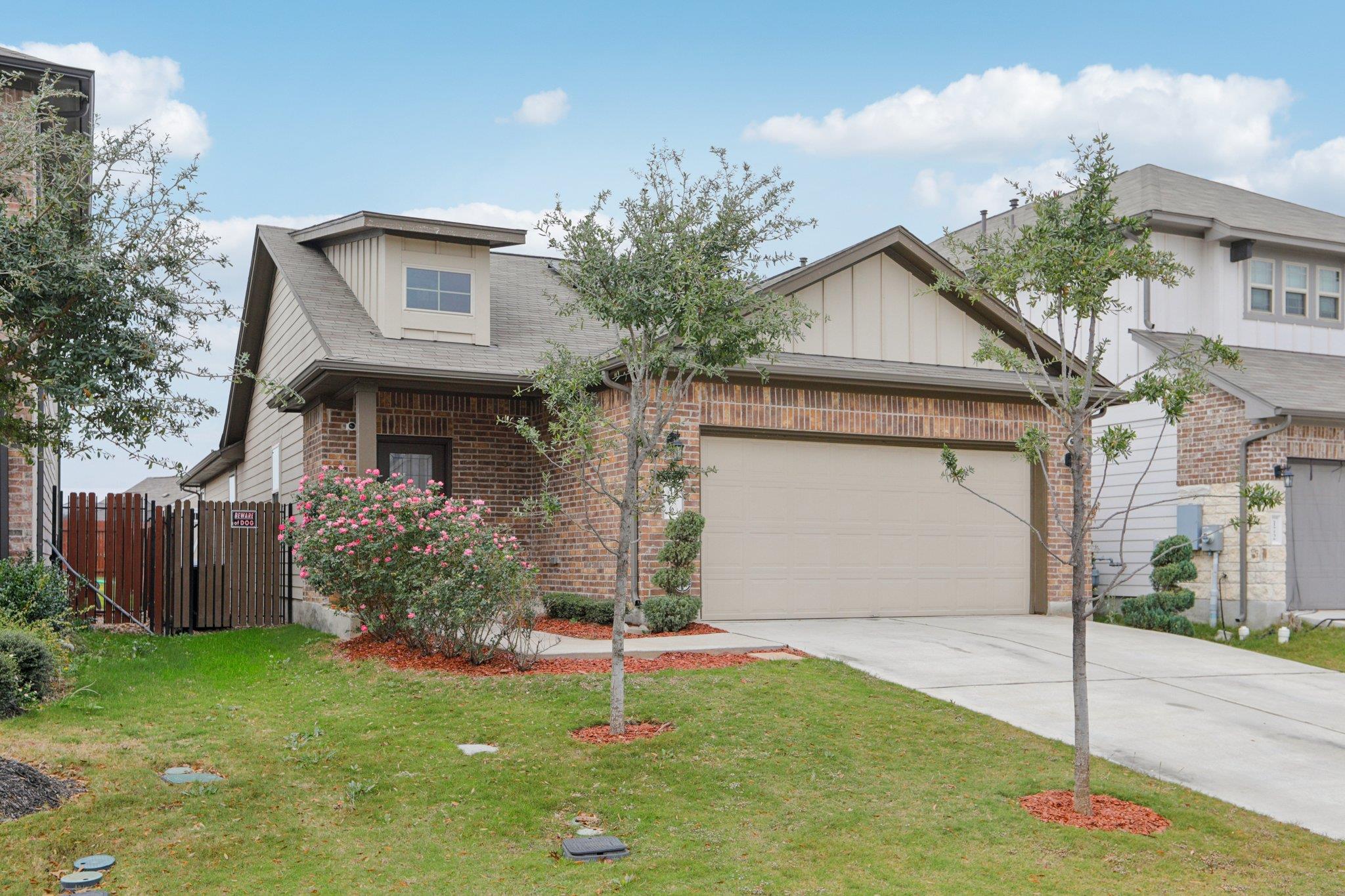 176 Mayney Ln, Leander, TX 78641
