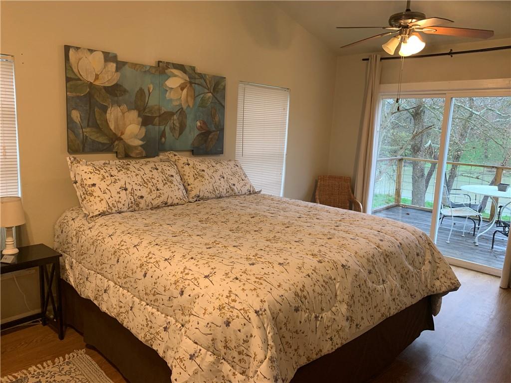 329 Riverwood Dr, Bastrop, TX 78602