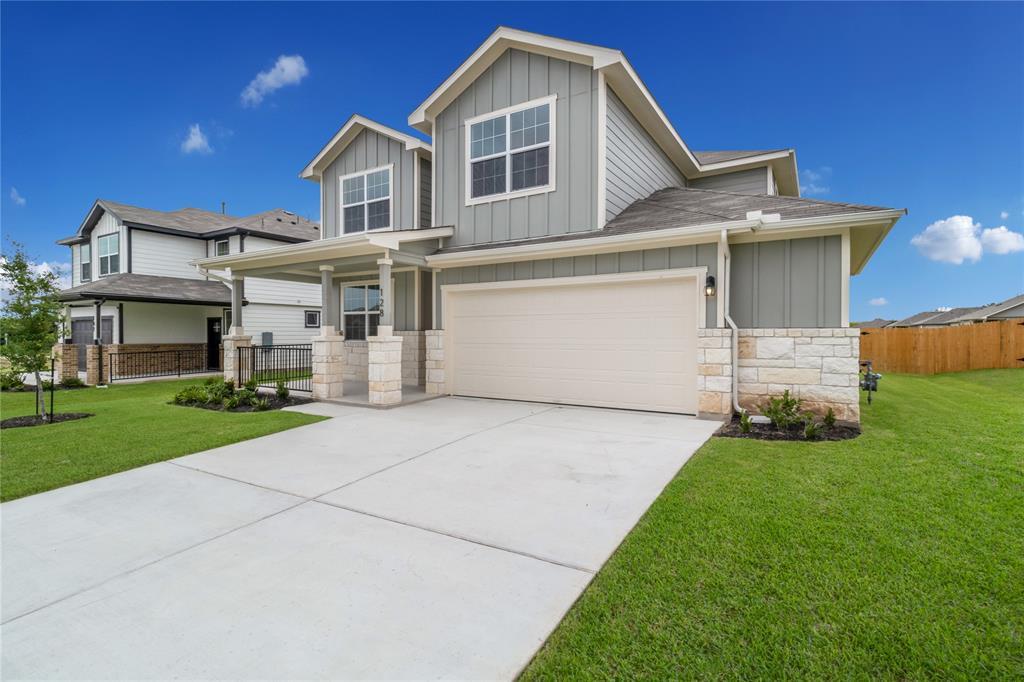 128 Palo Pinto Dr, Kyle, TX 78640