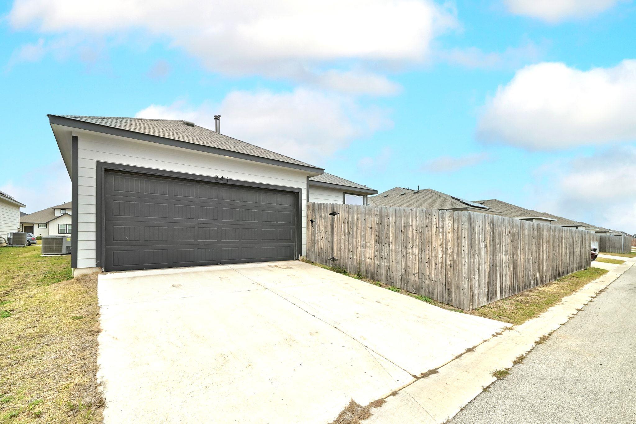 241 Banff Dr, Kyle, TX 78640