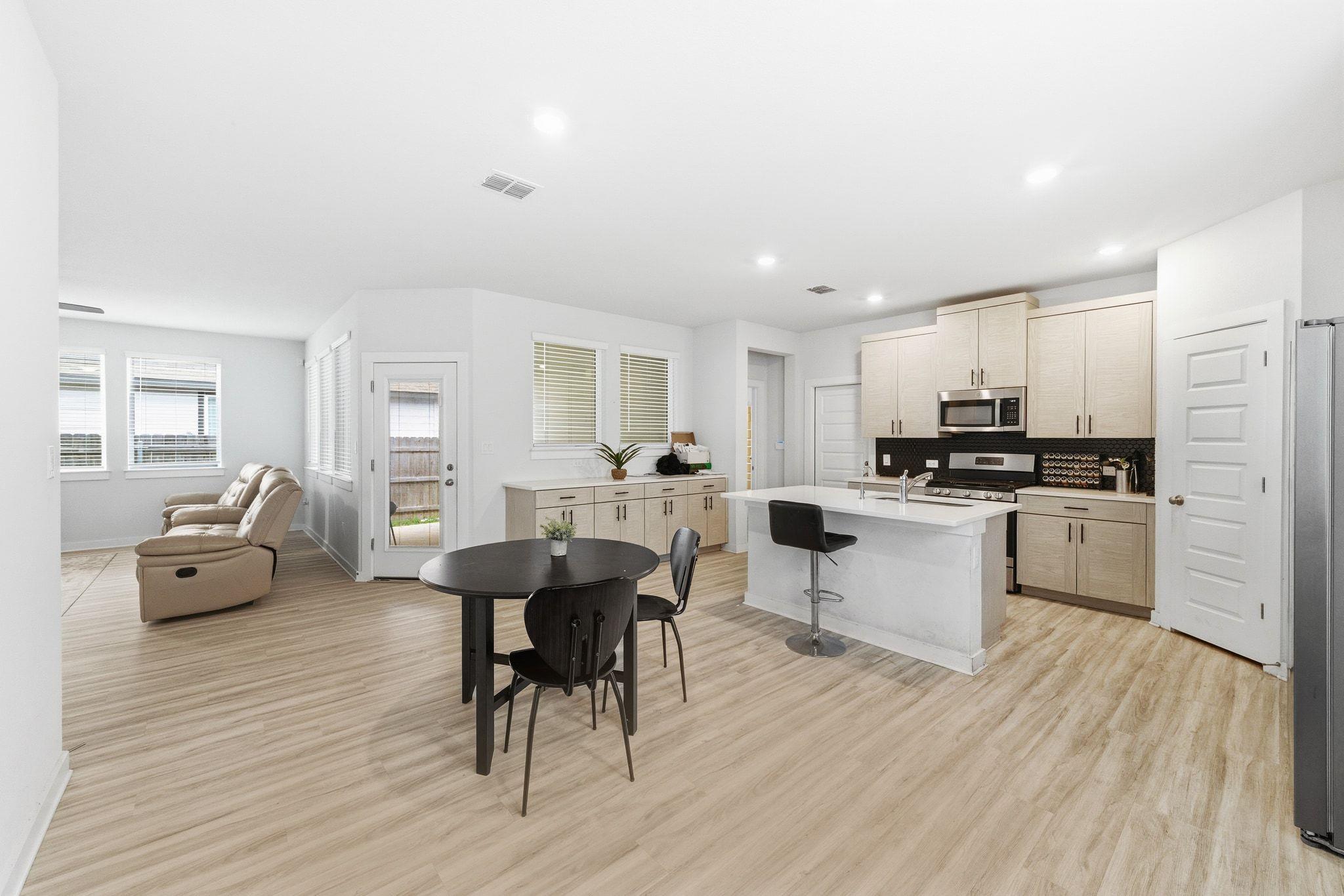 241 Banff Dr, Kyle, TX 78640