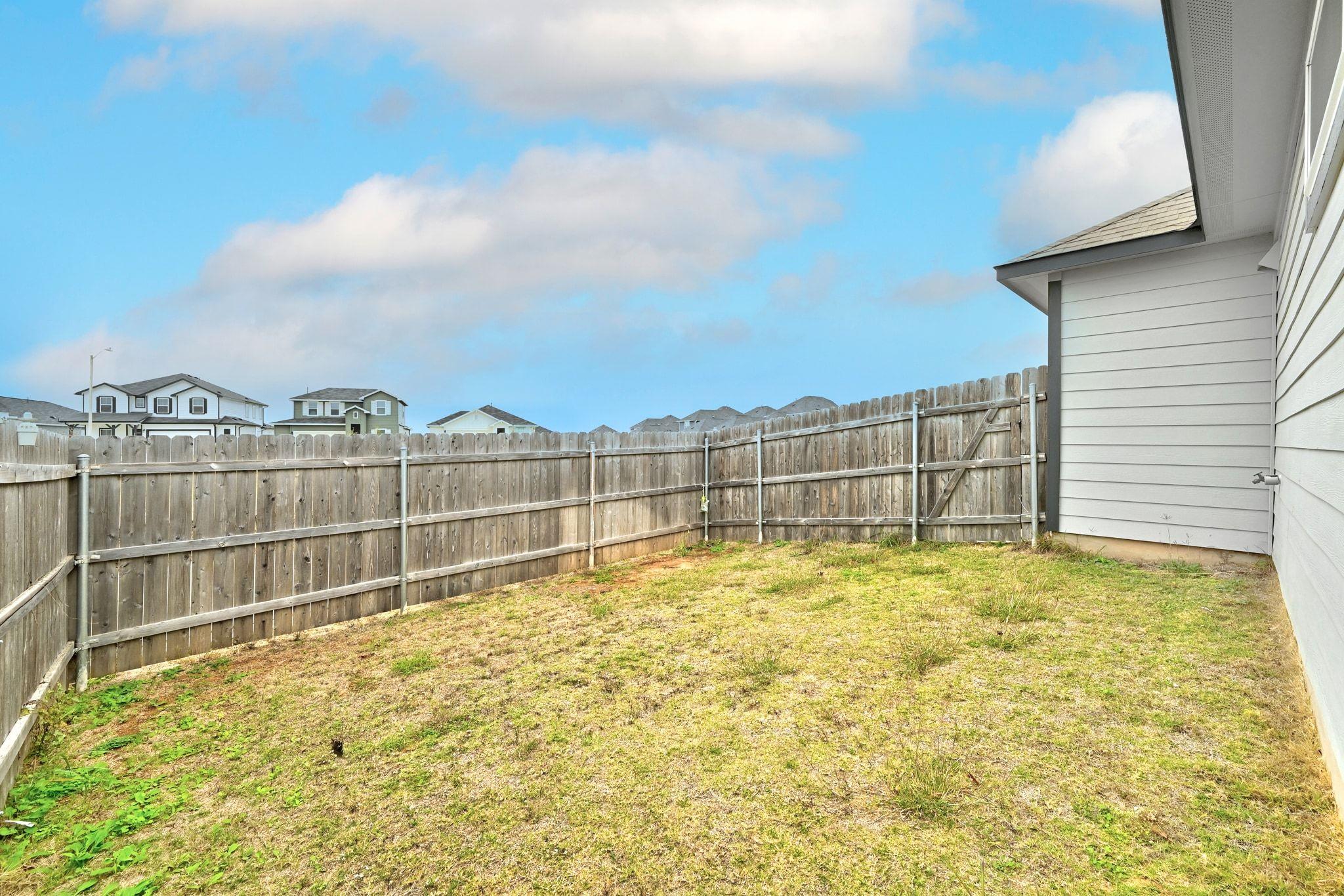 241 Banff Dr, Kyle, TX 78640