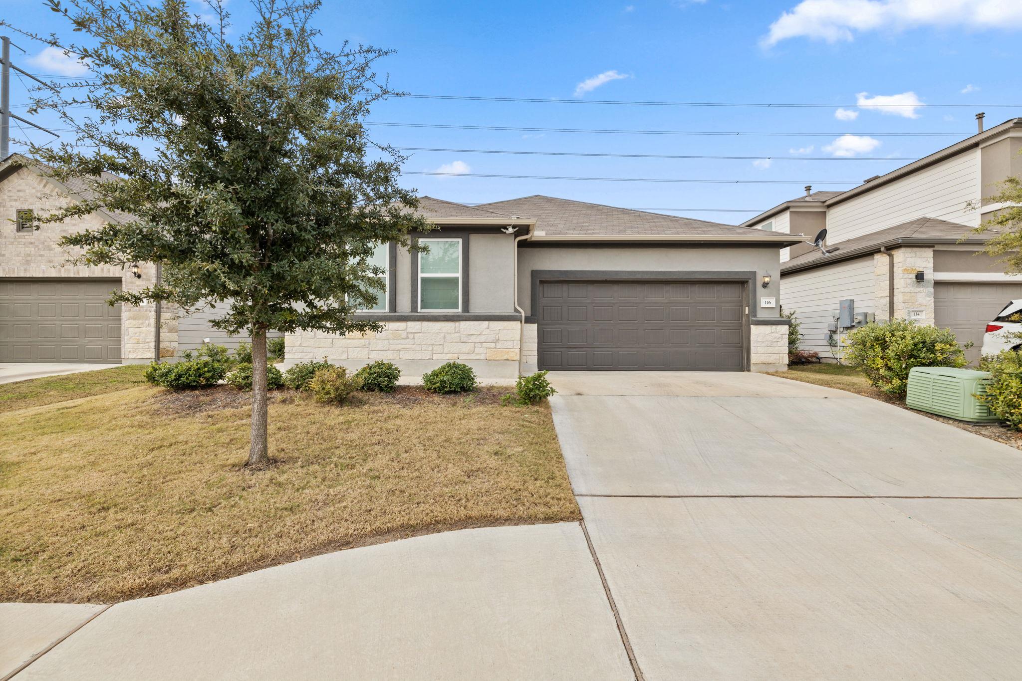 116 Thurman Holt Rd, Hutto, TX 78634
