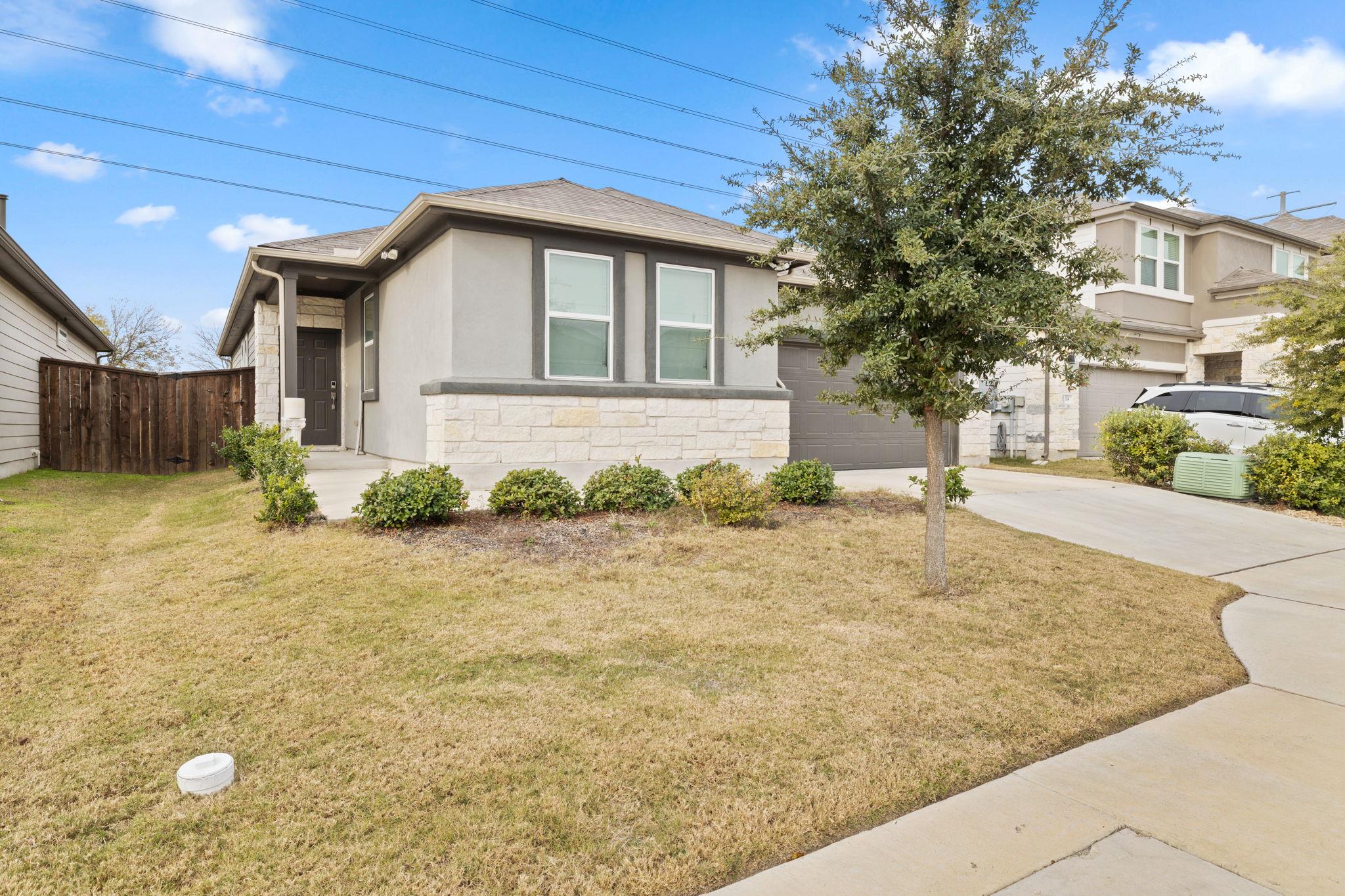 116 Thurman Holt Rd, Hutto, TX 78634