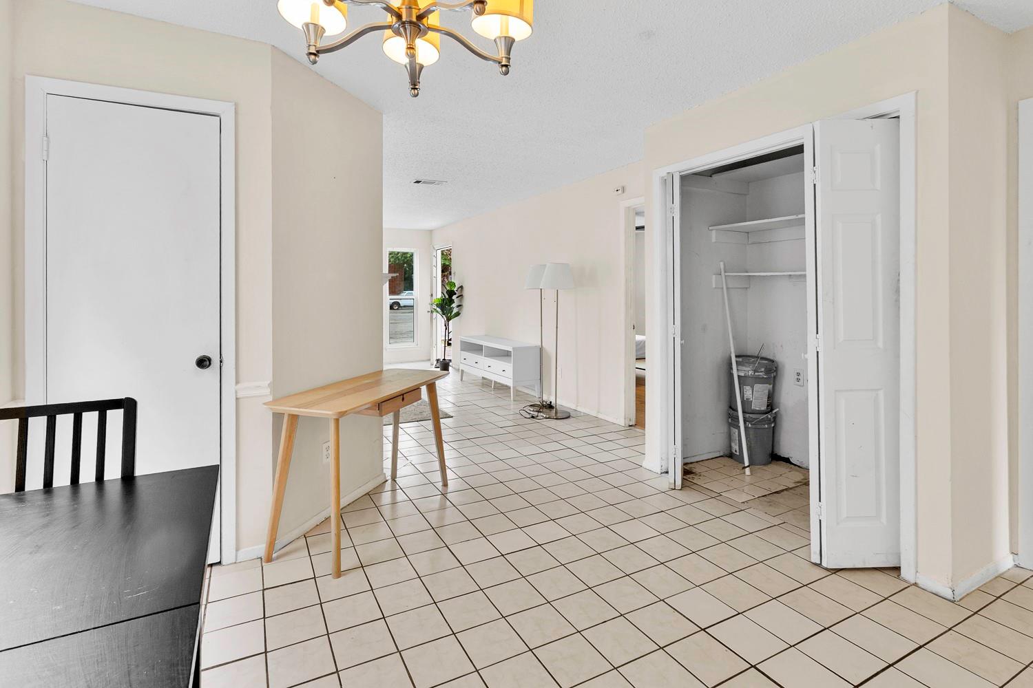 1907 W Loop, Austin, TX 78758