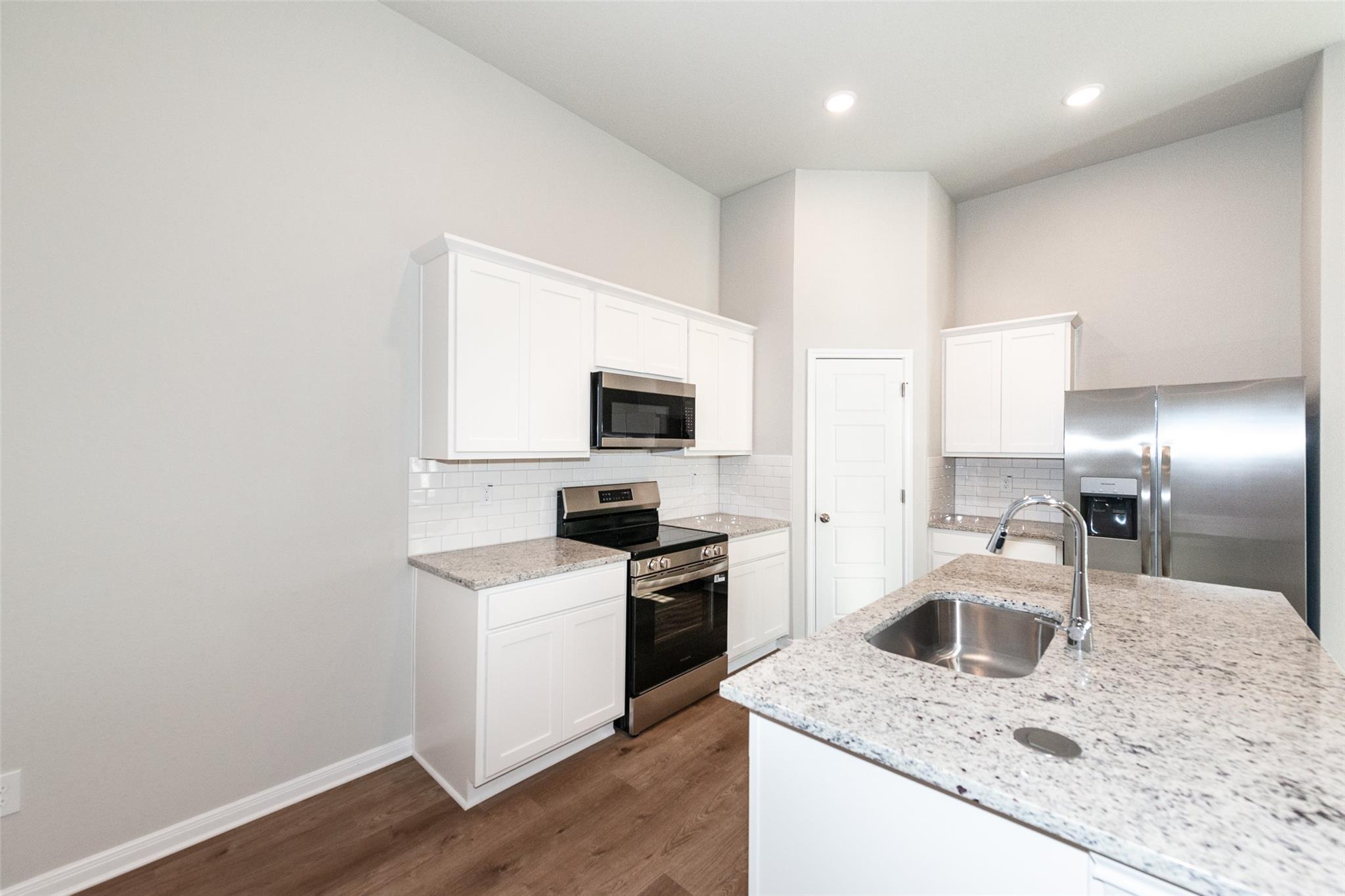 403 Cross Barn Blvd # B, Buda, TX 78610