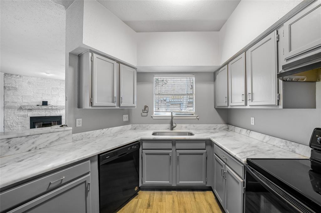 2450 Wickersham Ln # 1301, Austin, TX 78741