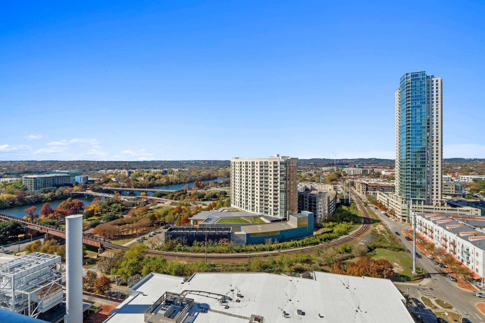 222 WEST Ave # 1710, Austin, TX 78701