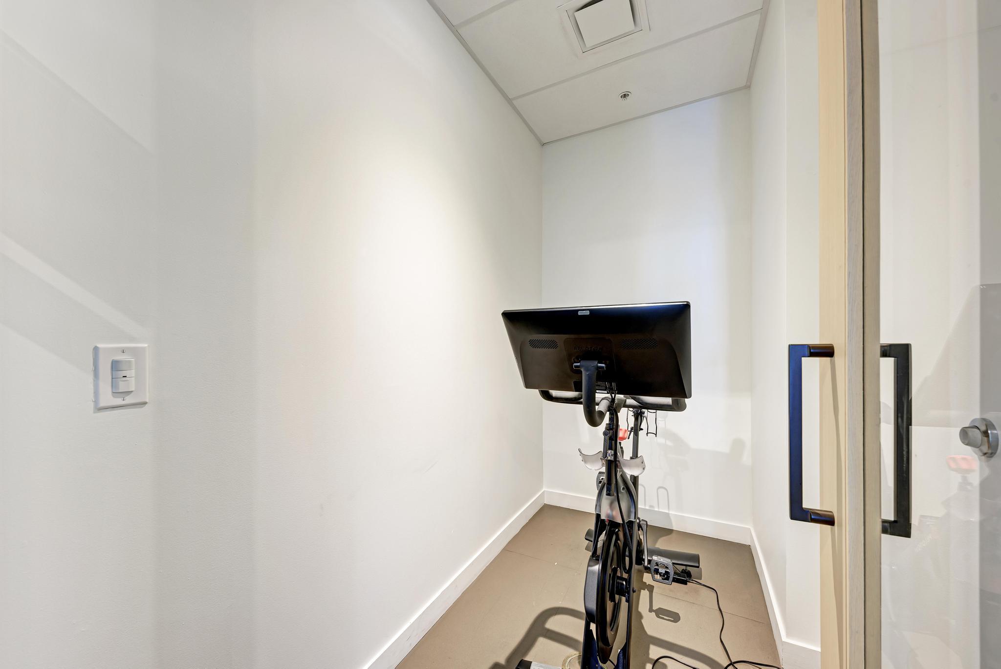 48 East Ave # 2802, Austin, TX 78701