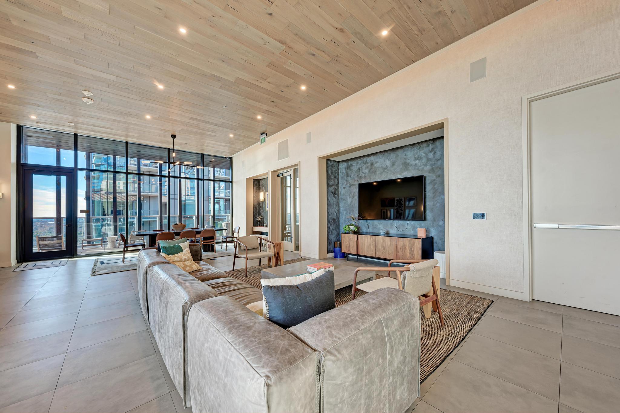 48 East Ave # 2802, Austin, TX 78701