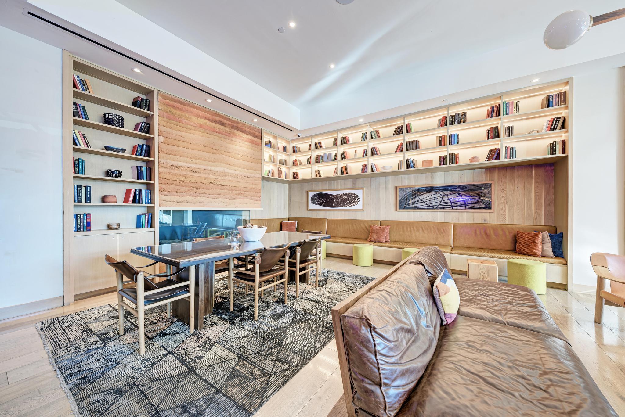 48 East Ave # 2802, Austin, TX 78701