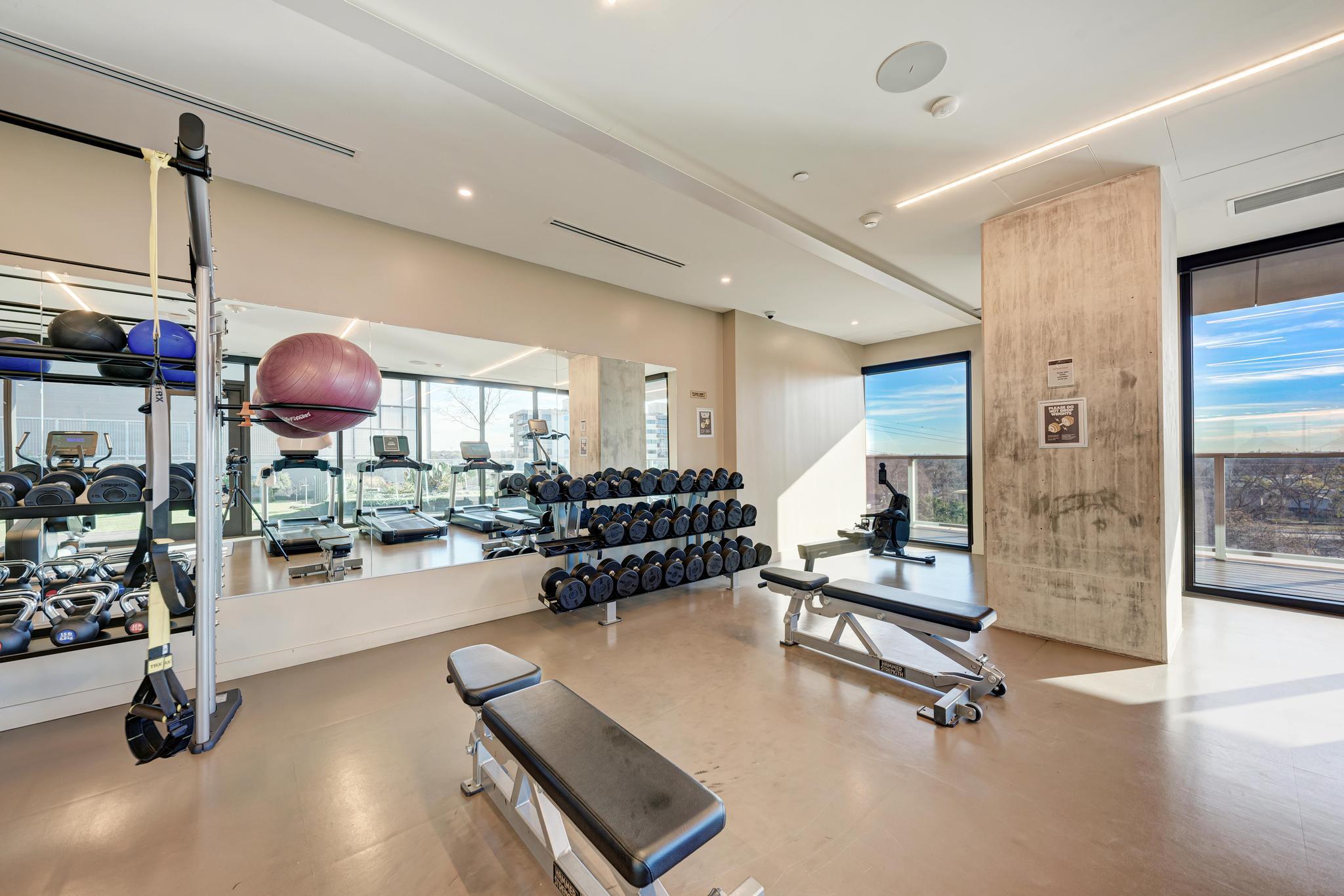 48 East Ave # 2802, Austin, TX 78701