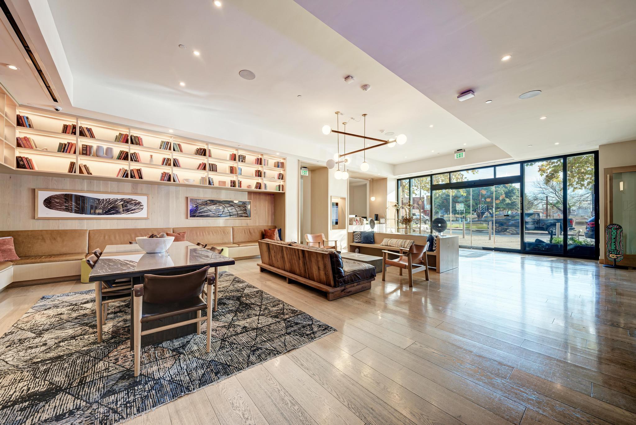 48 East Ave # 2802, Austin, TX 78701