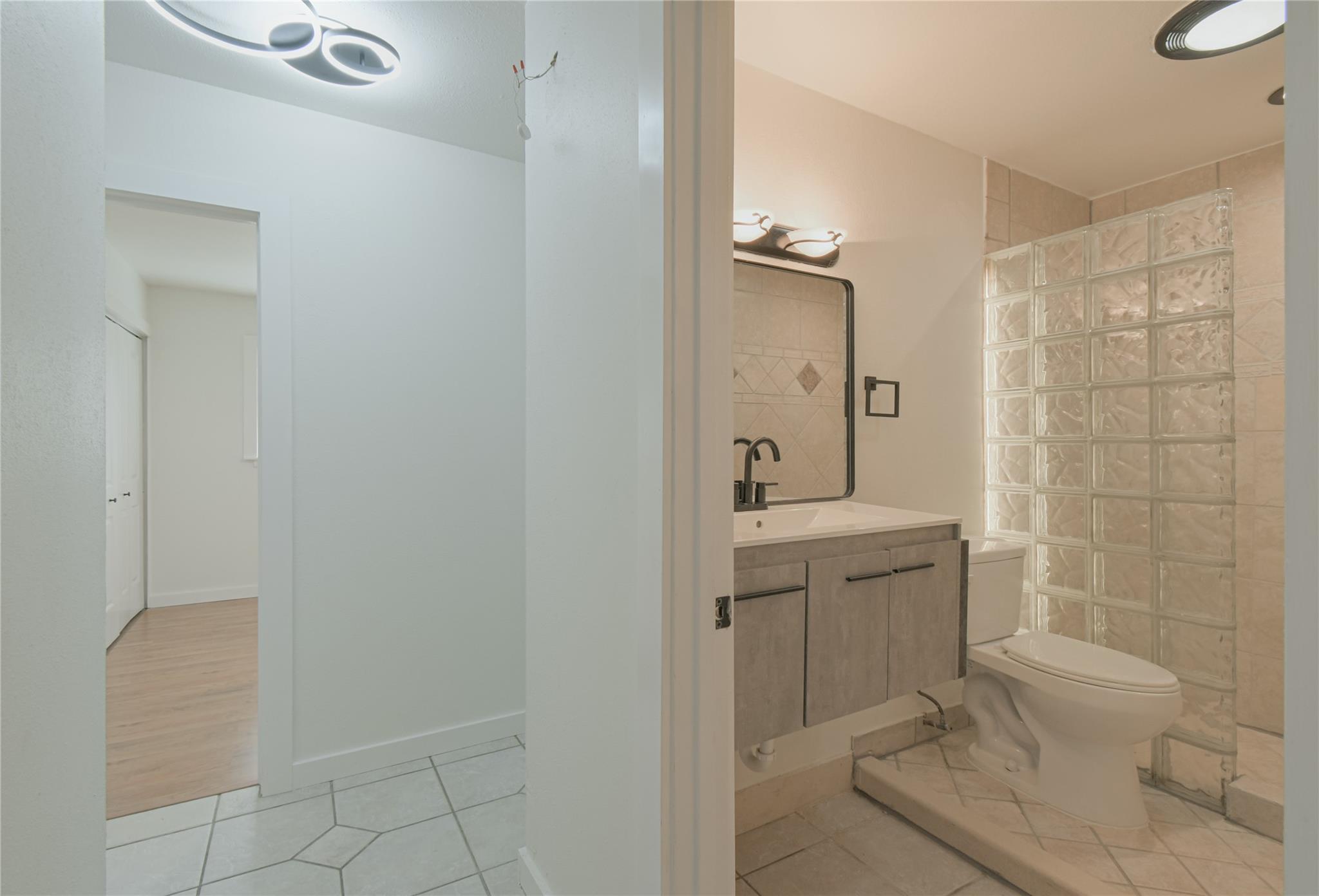 12605 Moss Hollow St, San Antonio, TX 78233