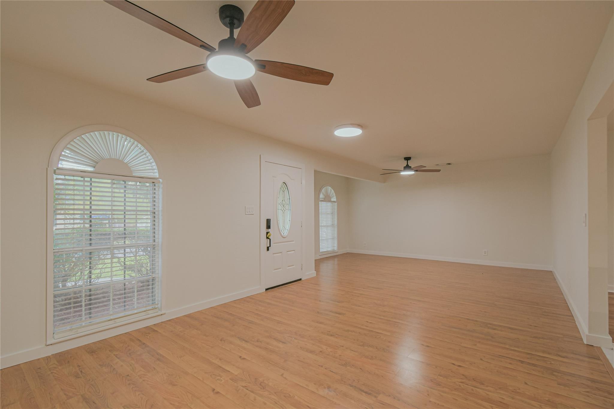 12605 Moss Hollow St, San Antonio, TX 78233