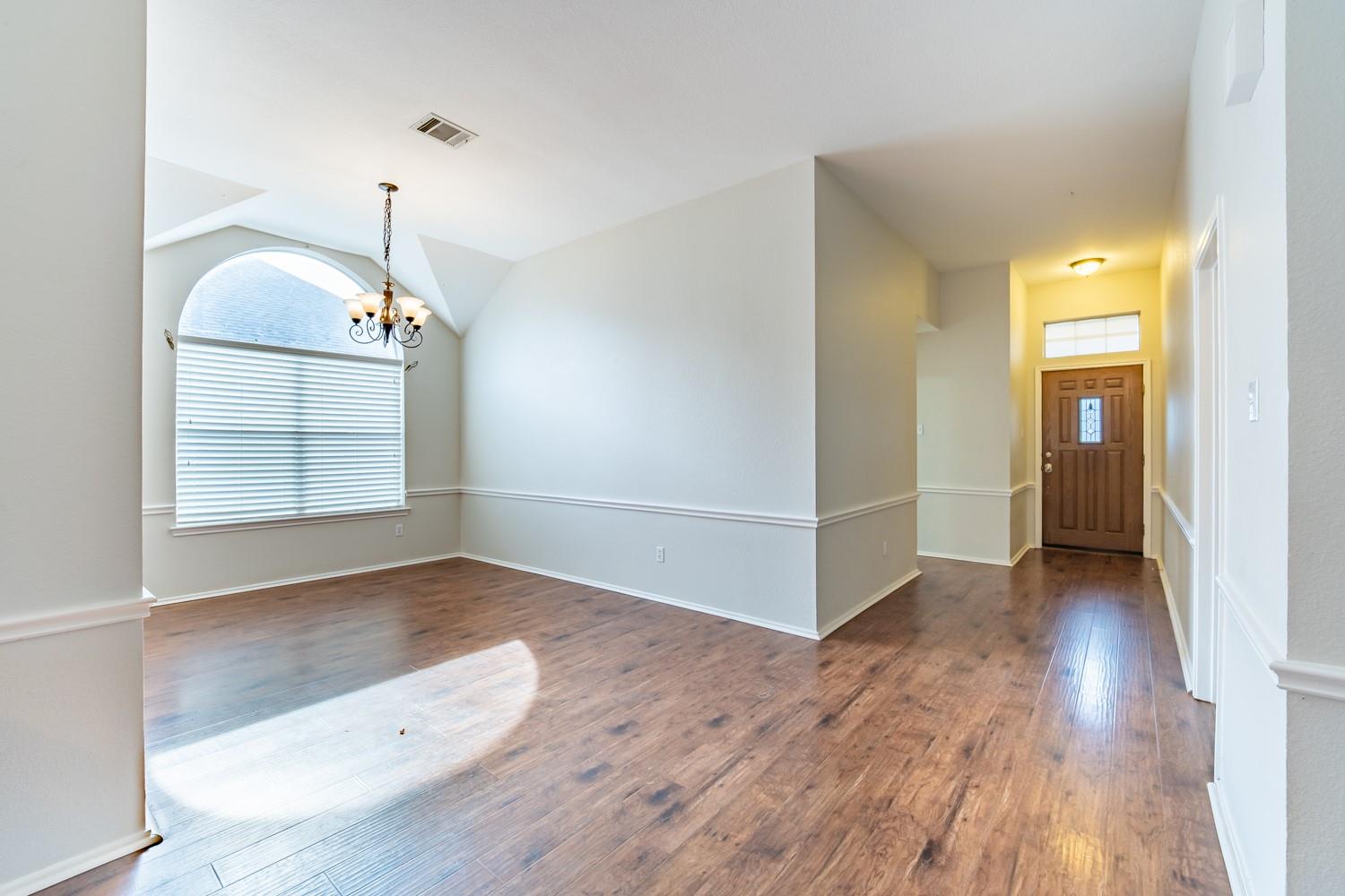 304 Mesa Verde St, Cedar Park, TX 78613