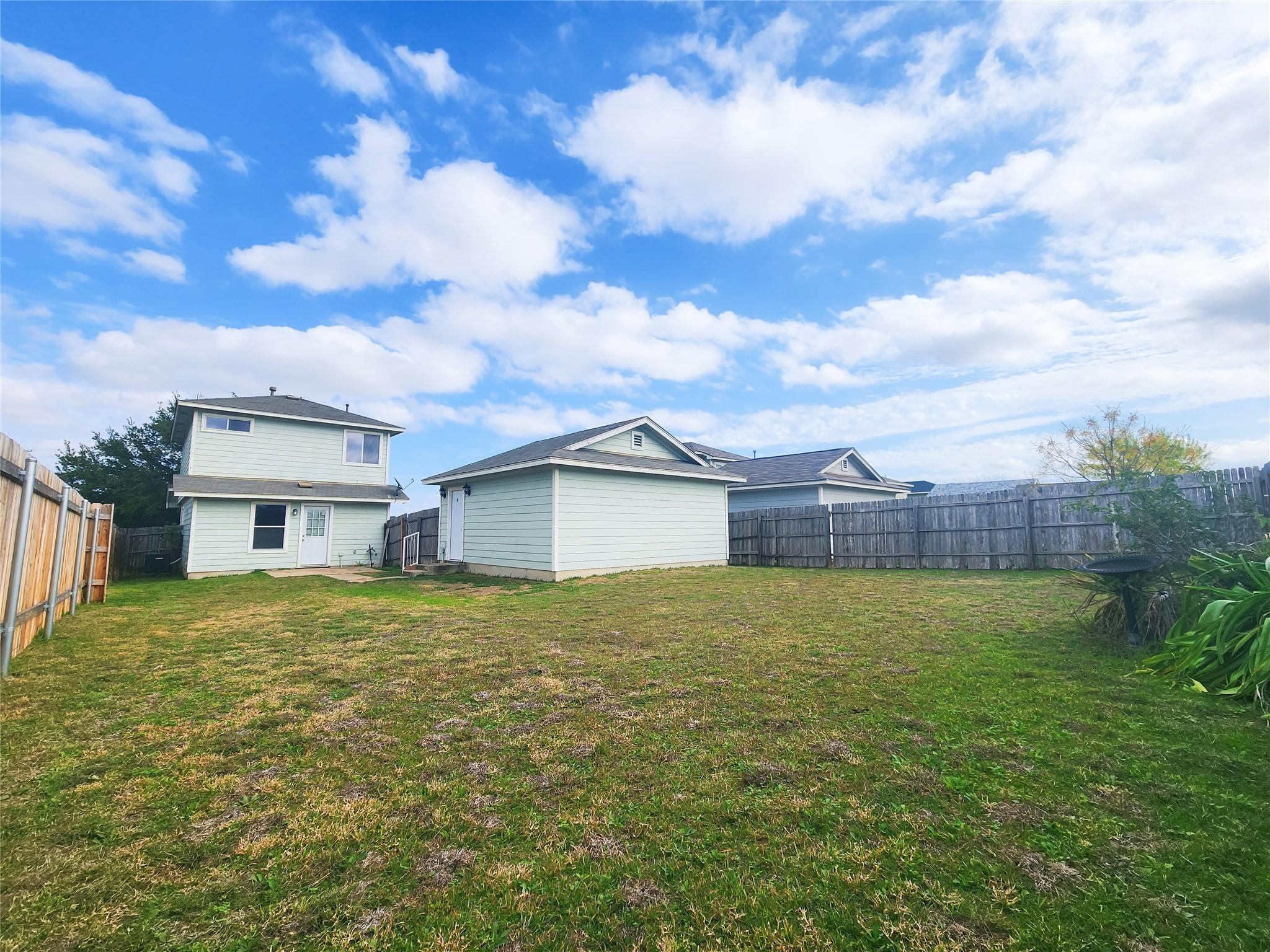 2126 Bluffstone Dr, Round Rock, TX 78665