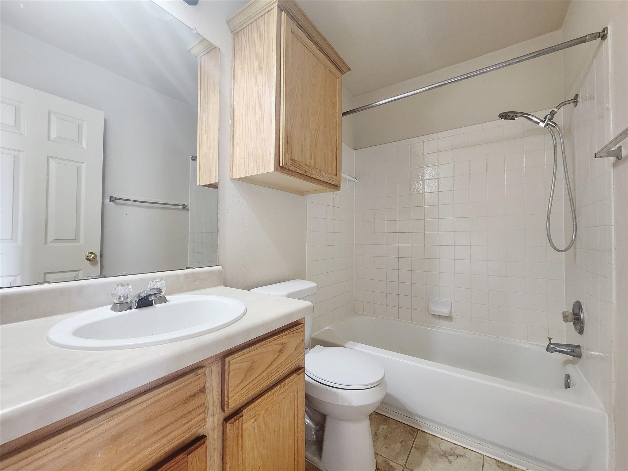 2126 Bluffstone Dr, Round Rock, TX 78665