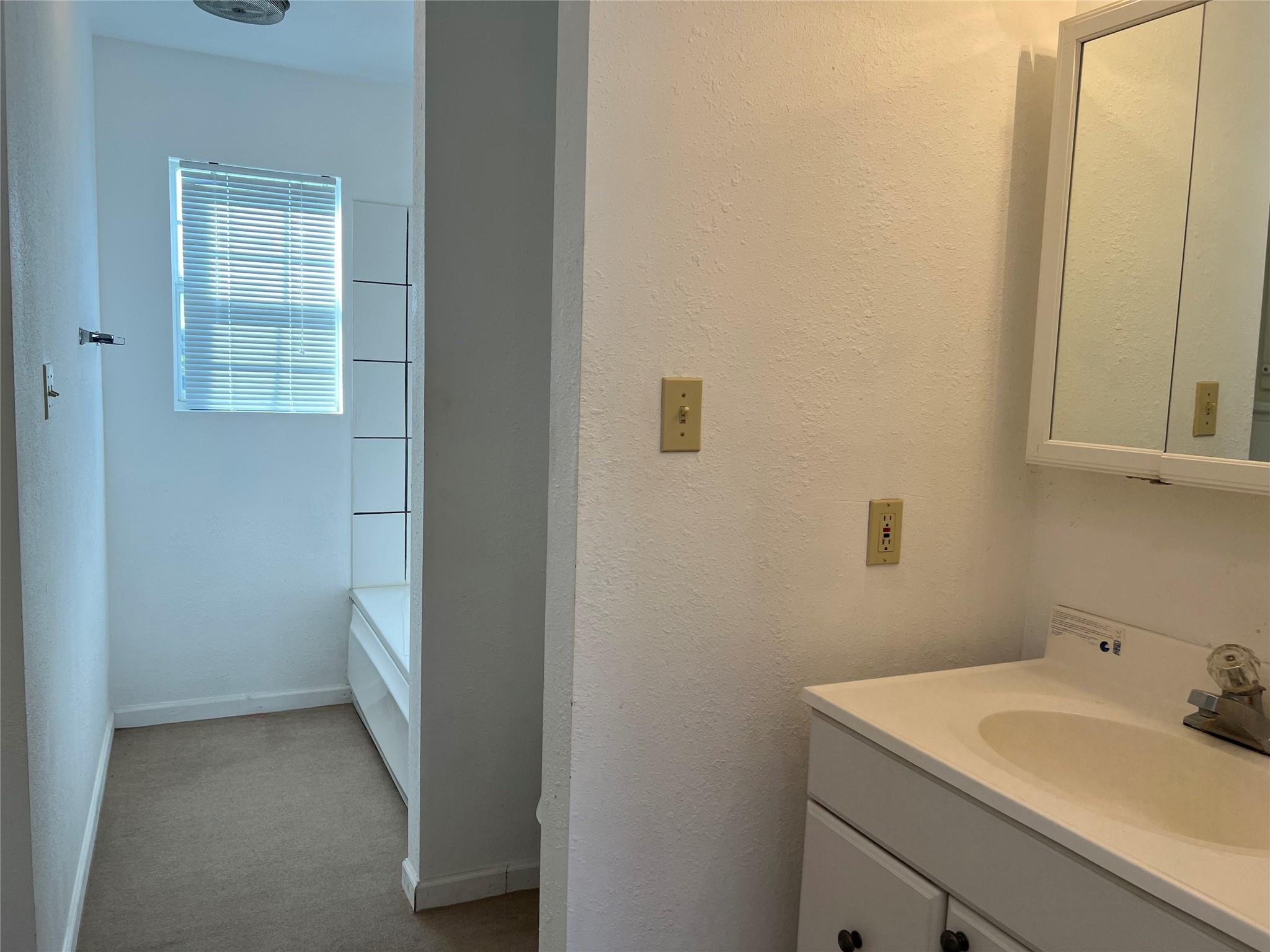 27306 RR 12, Dripping Springs, TX 78620