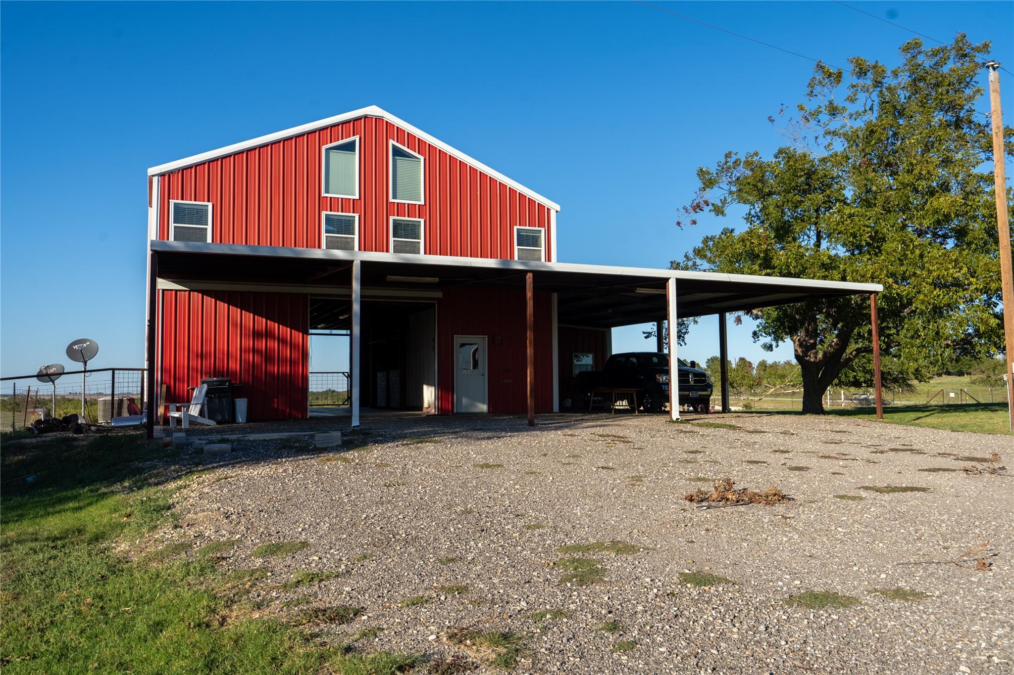 1050 County Road 129 # B, Taylor, TX 76574