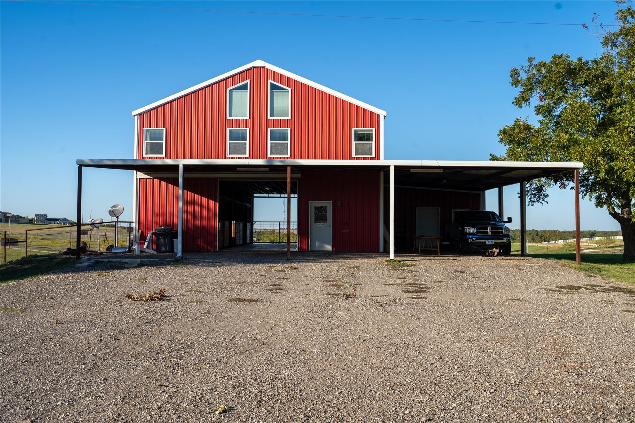 1050 County Road 129 # B, Taylor, TX 76574