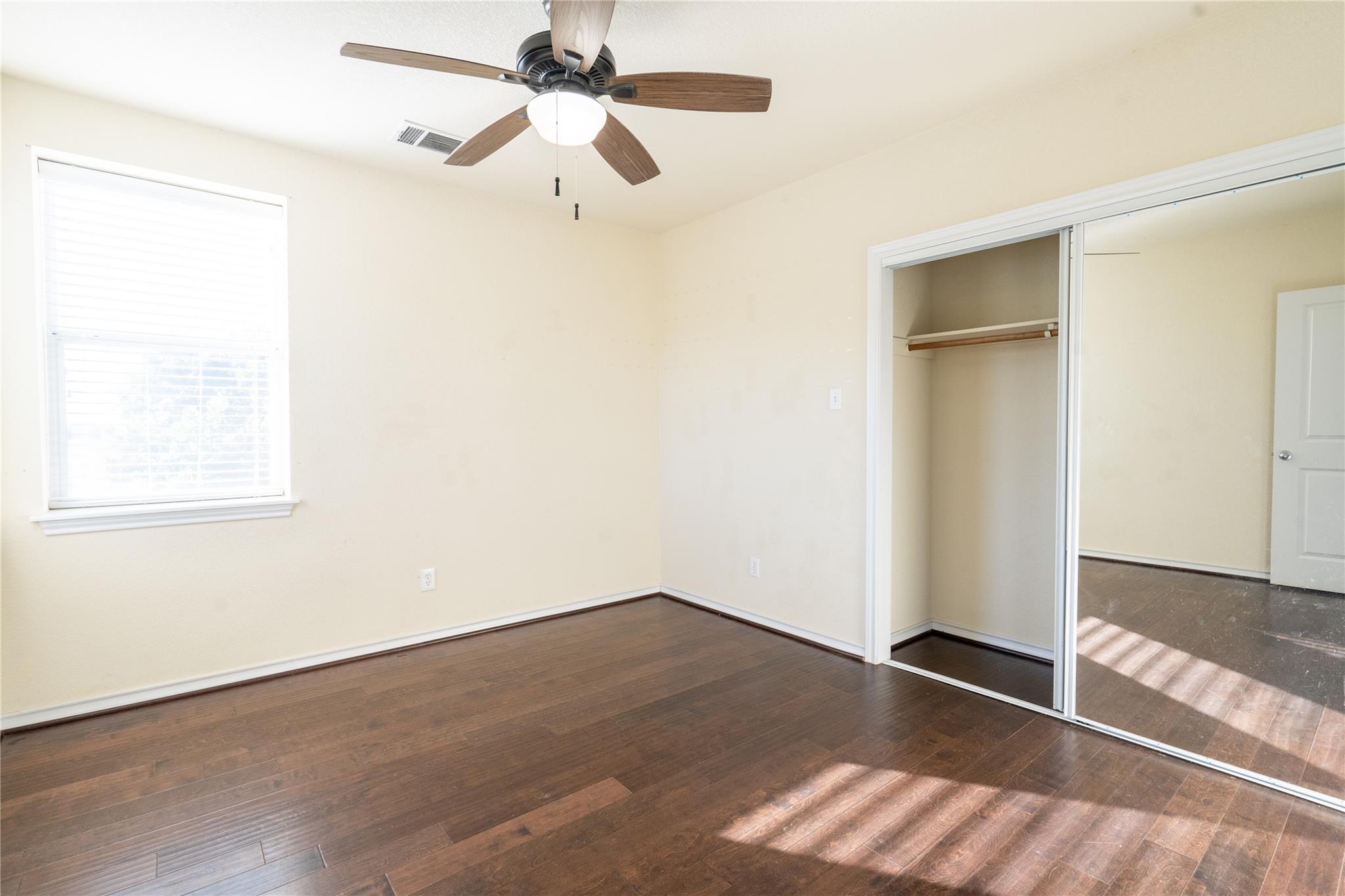 1050 County Road 129 # B, Taylor, TX 76574