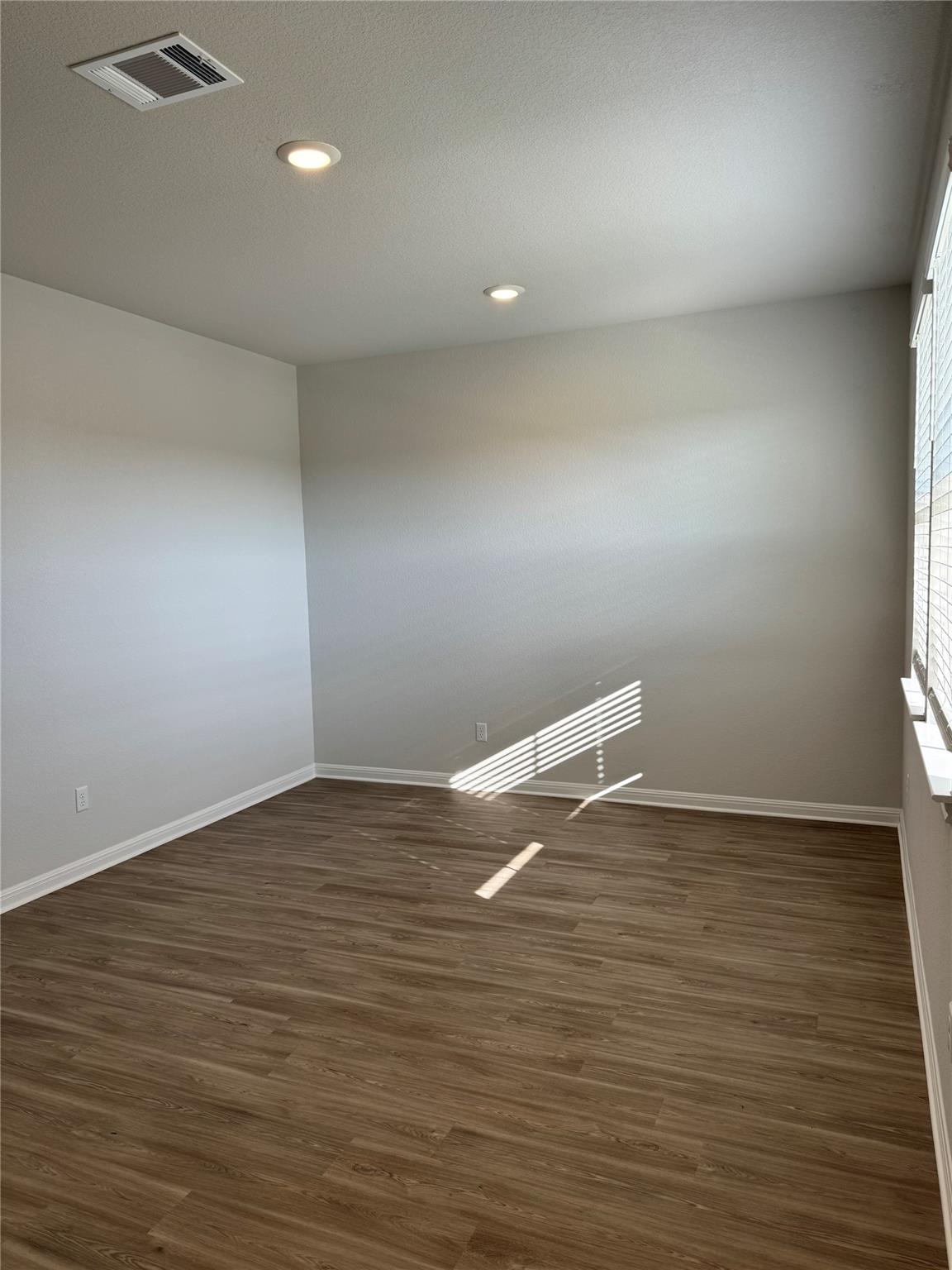 2433 Lucy Axel Ln, Round Rock, TX 78665