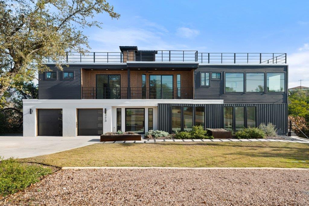 8610 Grandview Dr, Jonestown, TX 78645