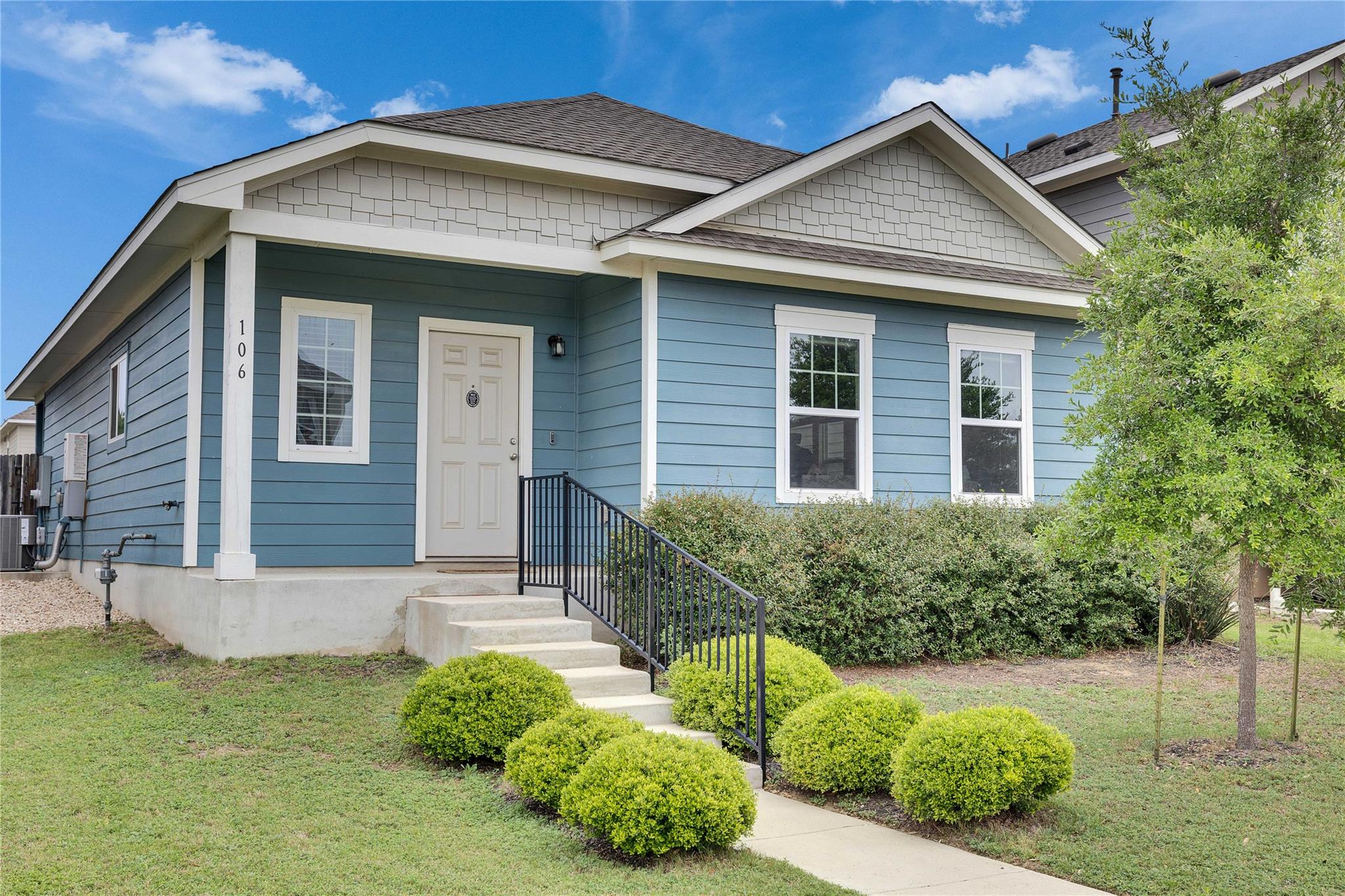 106 Mossycup Dr, San Marcos, TX 78666