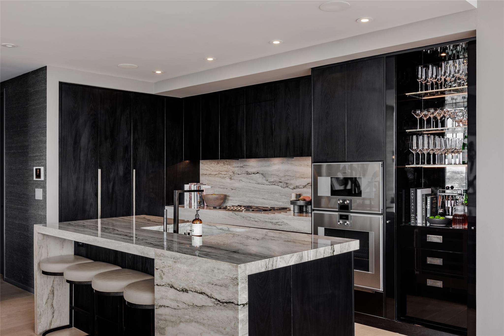 301 West Ave # 3805, Austin, TX 78701