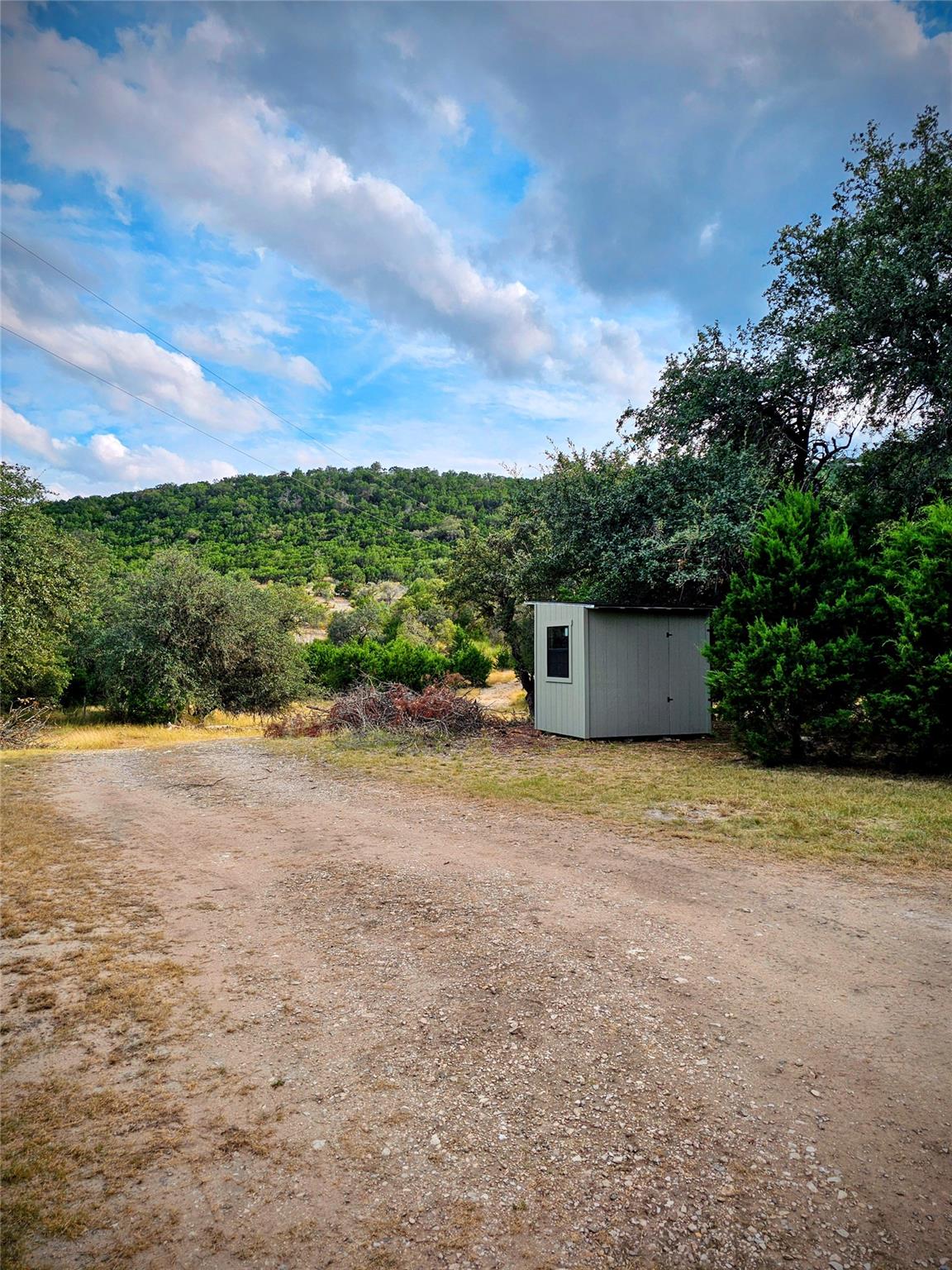 4462 Cr 390, Rocksprings, TX 78828