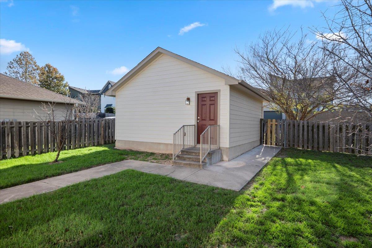 6001 Perlita, Austin, TX 78724