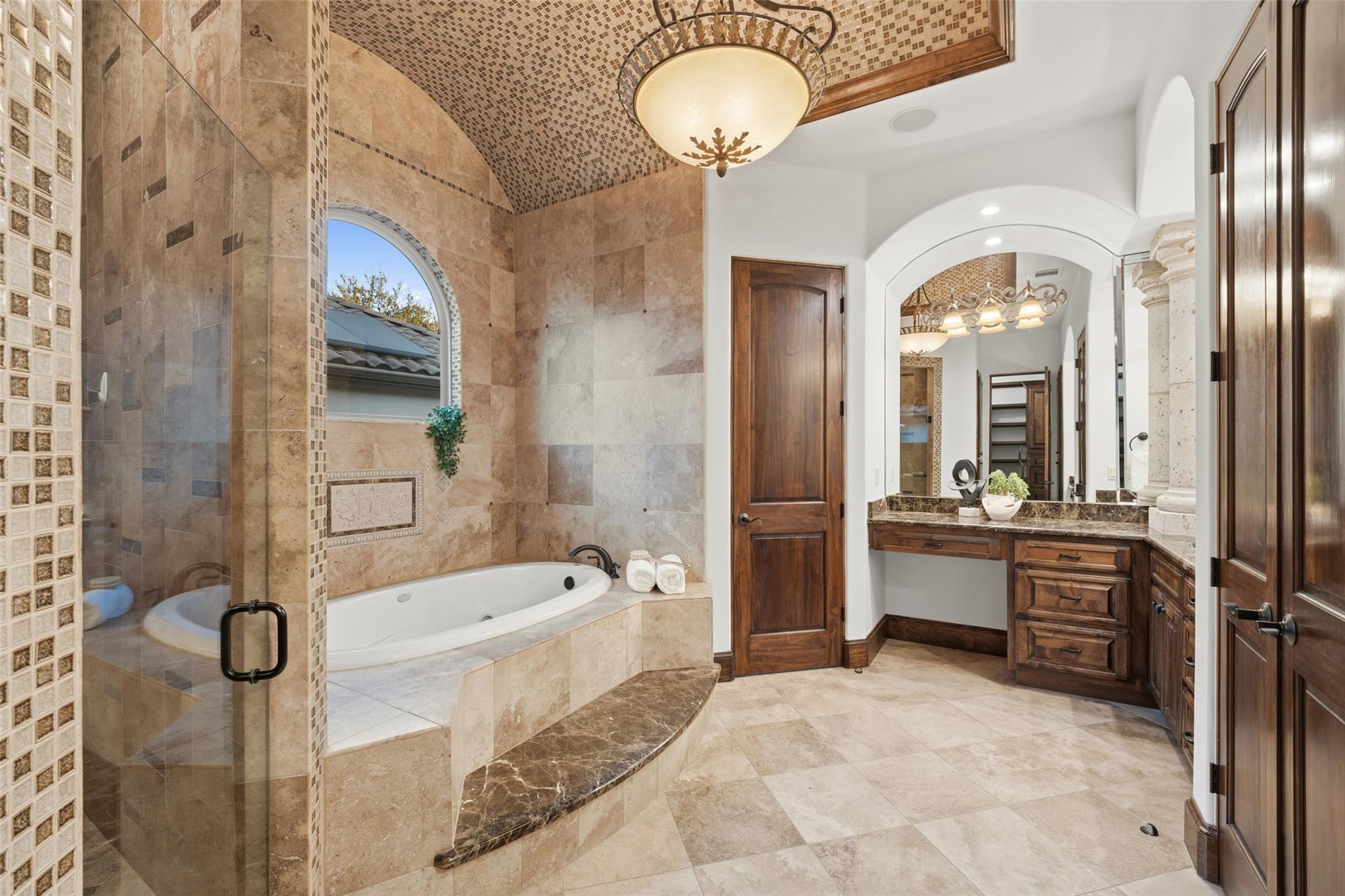 504 Black Wolf Run, Lakeway, TX 78738