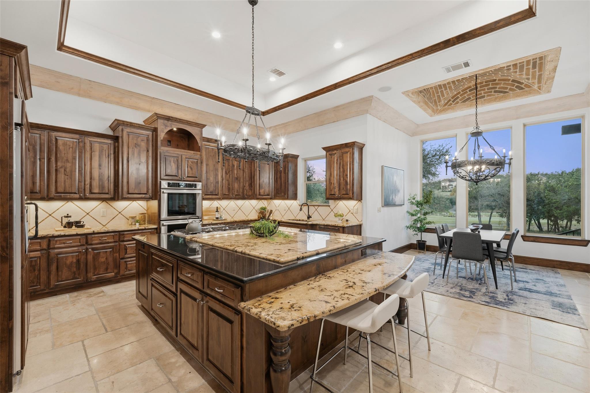 504 Black Wolf Run, Lakeway, TX 78738