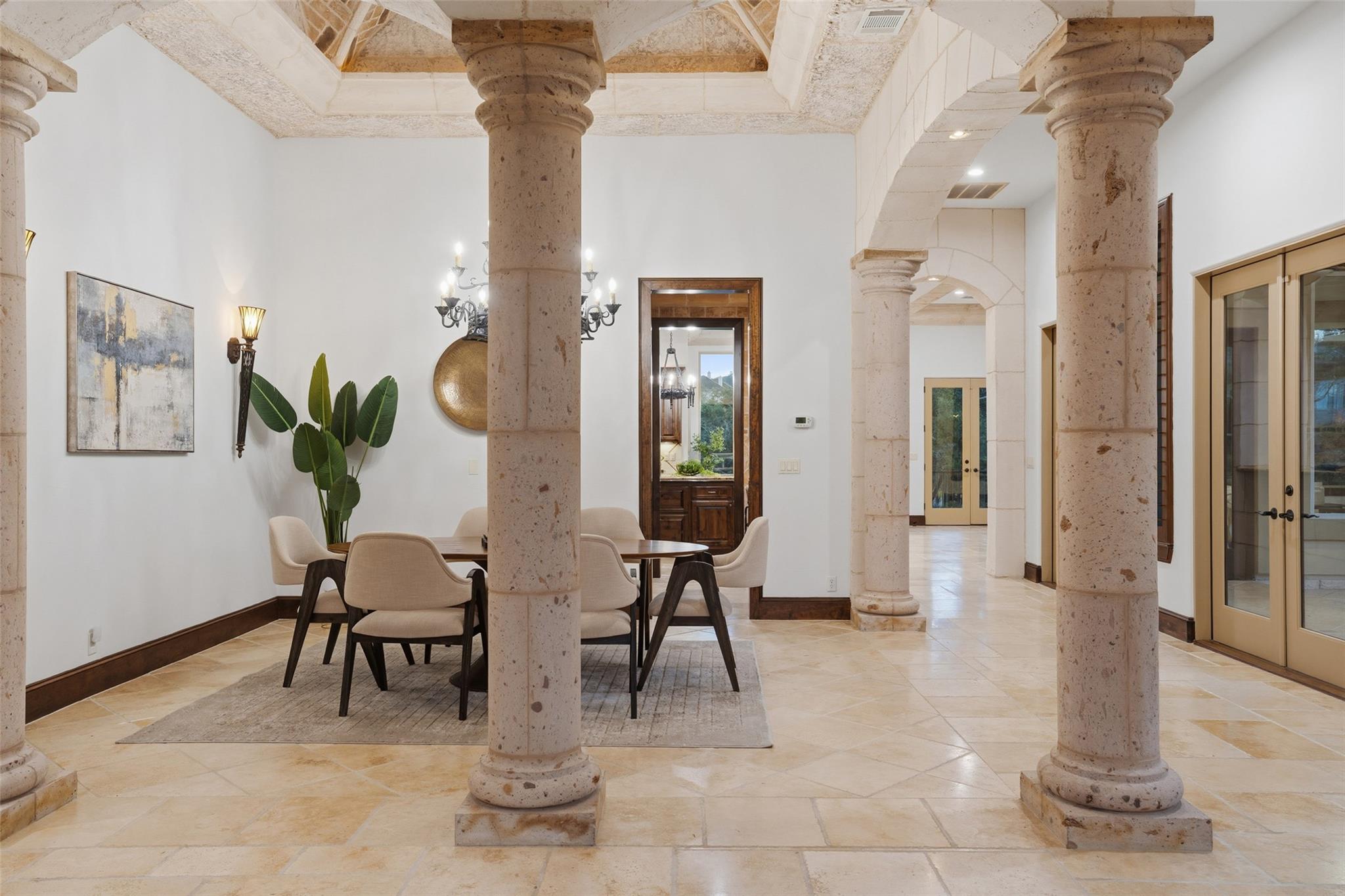 504 Black Wolf Run, Lakeway, TX 78738