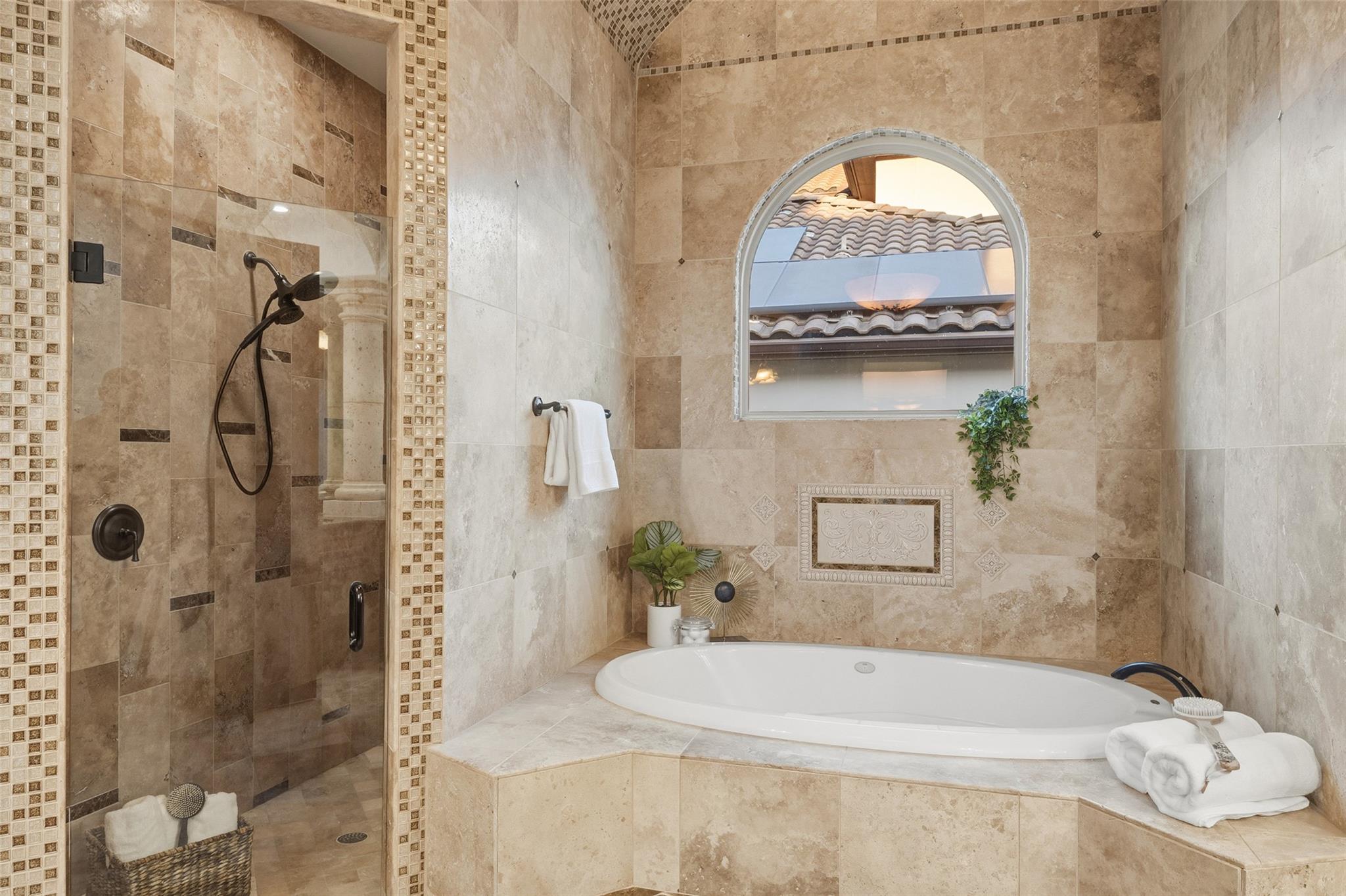 504 Black Wolf Run, Lakeway, TX 78738