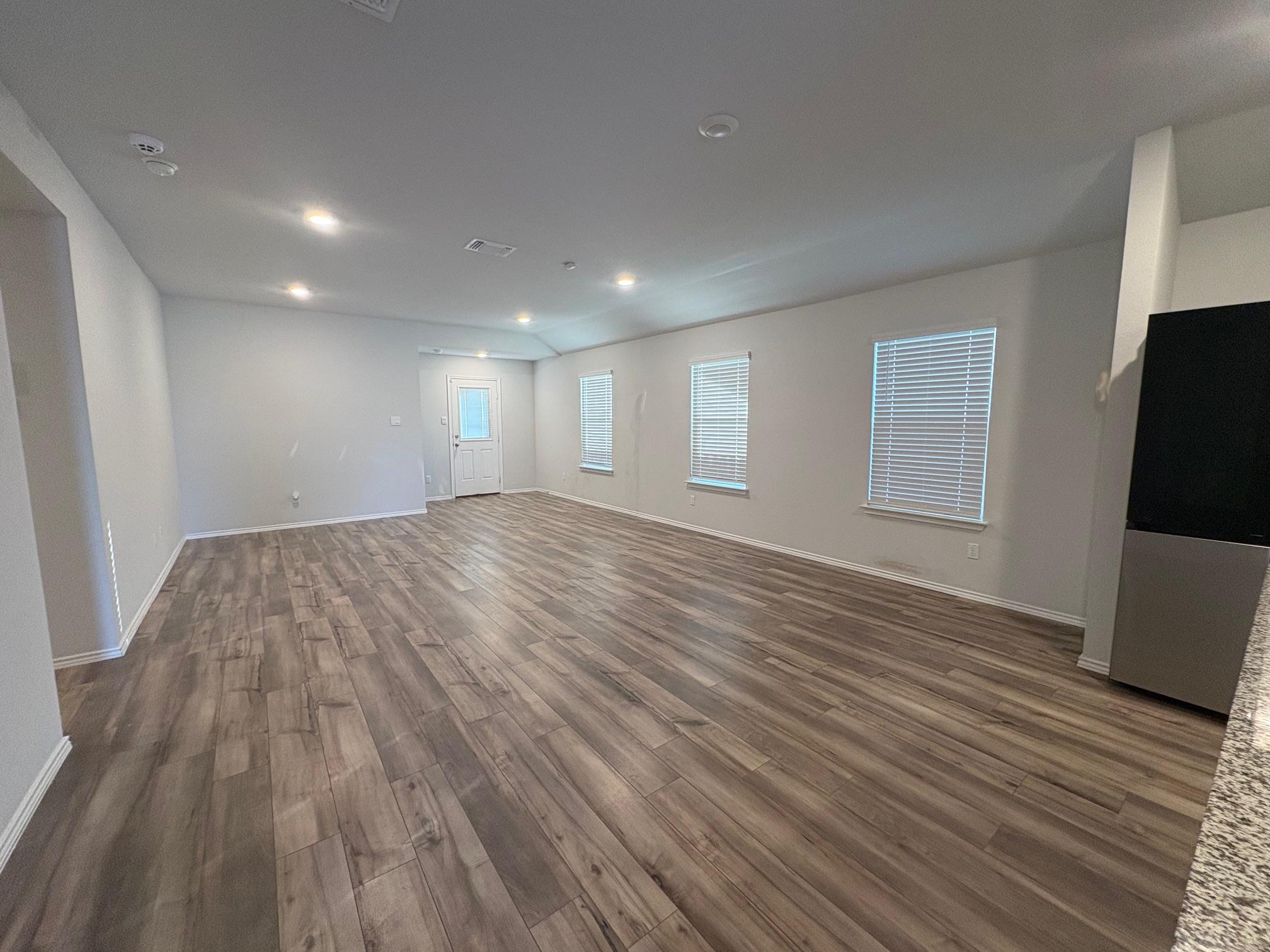 668 Wyatt Way, Jarrell, TX 76537