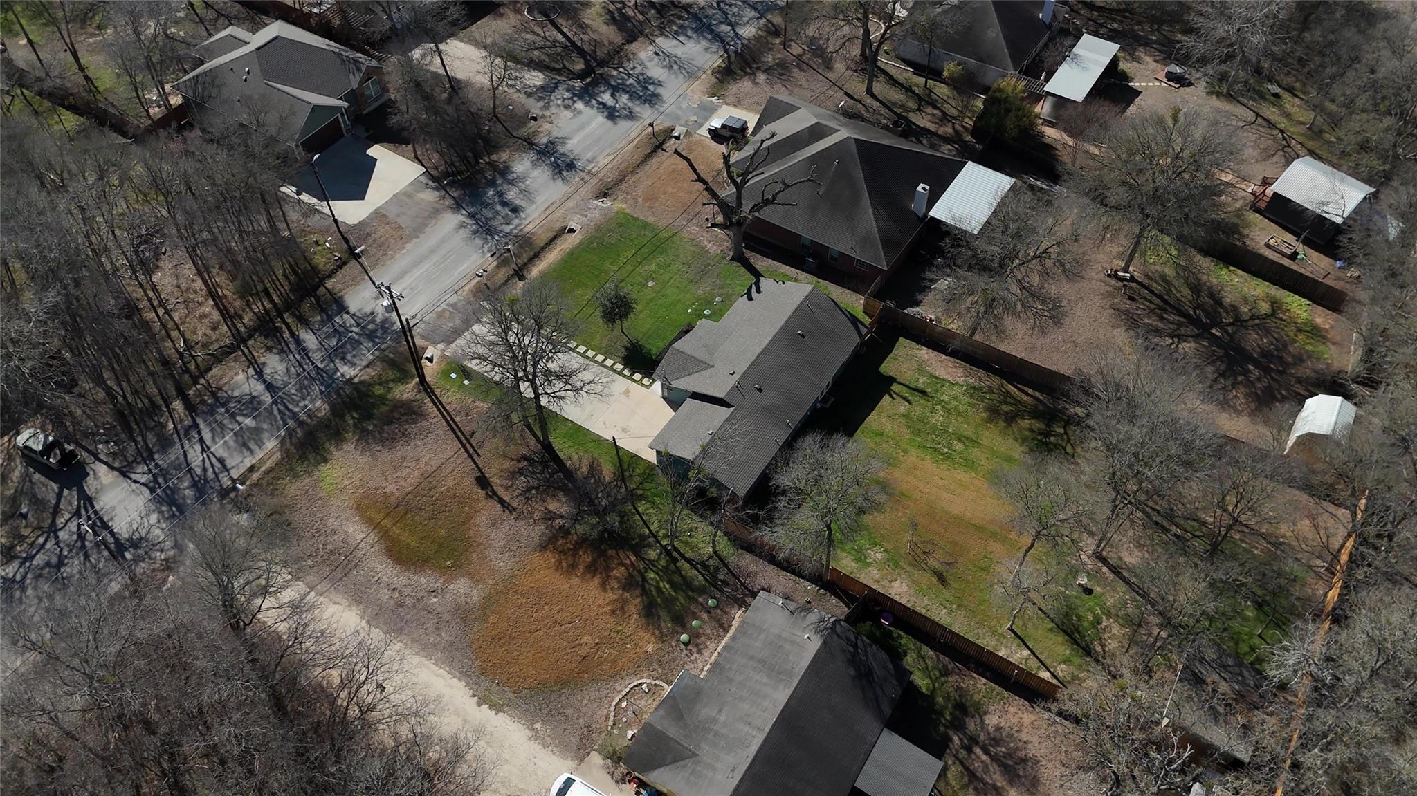 200 E Keanahalululu Ln # R, Bastrop, TX 78602