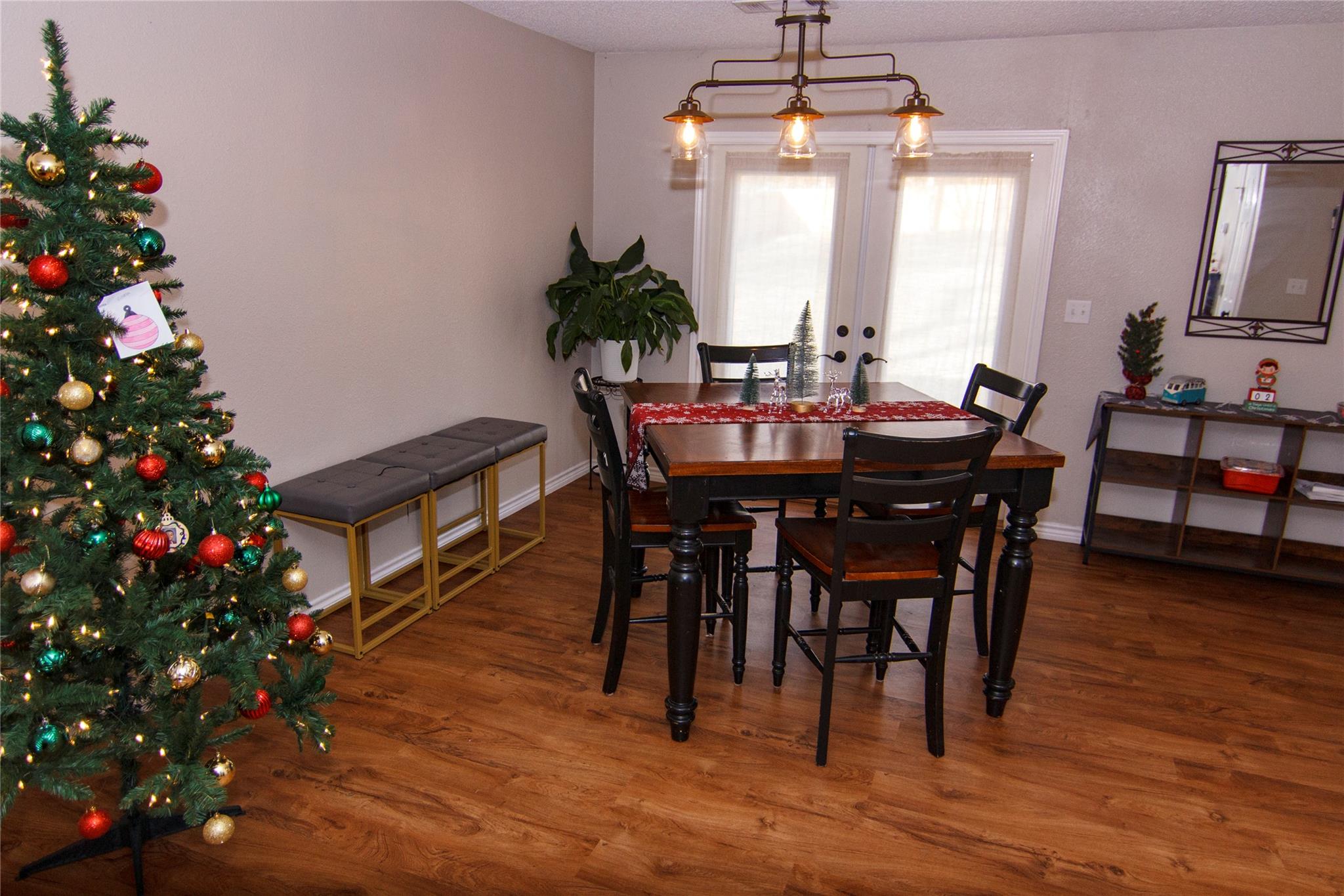 200 E Keanahalululu Ln # R, Bastrop, TX 78602