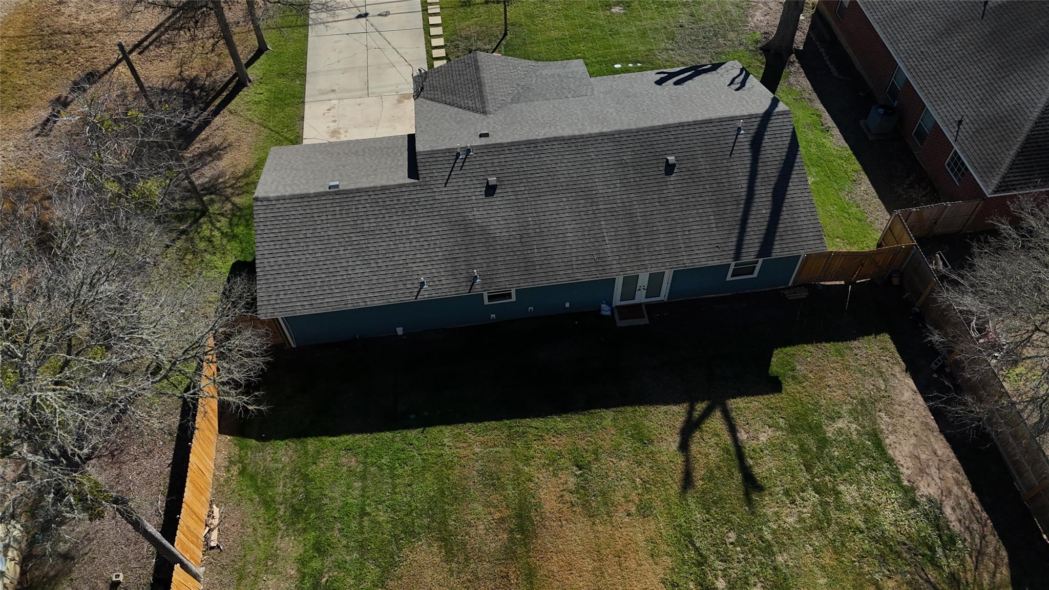 200 E Keanahalululu Ln # R, Bastrop, TX 78602