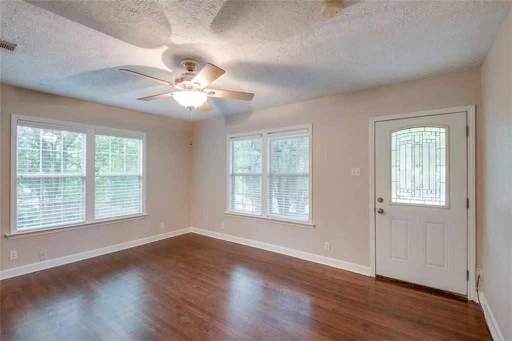 2802 S 4th St, Austin, TX 78704