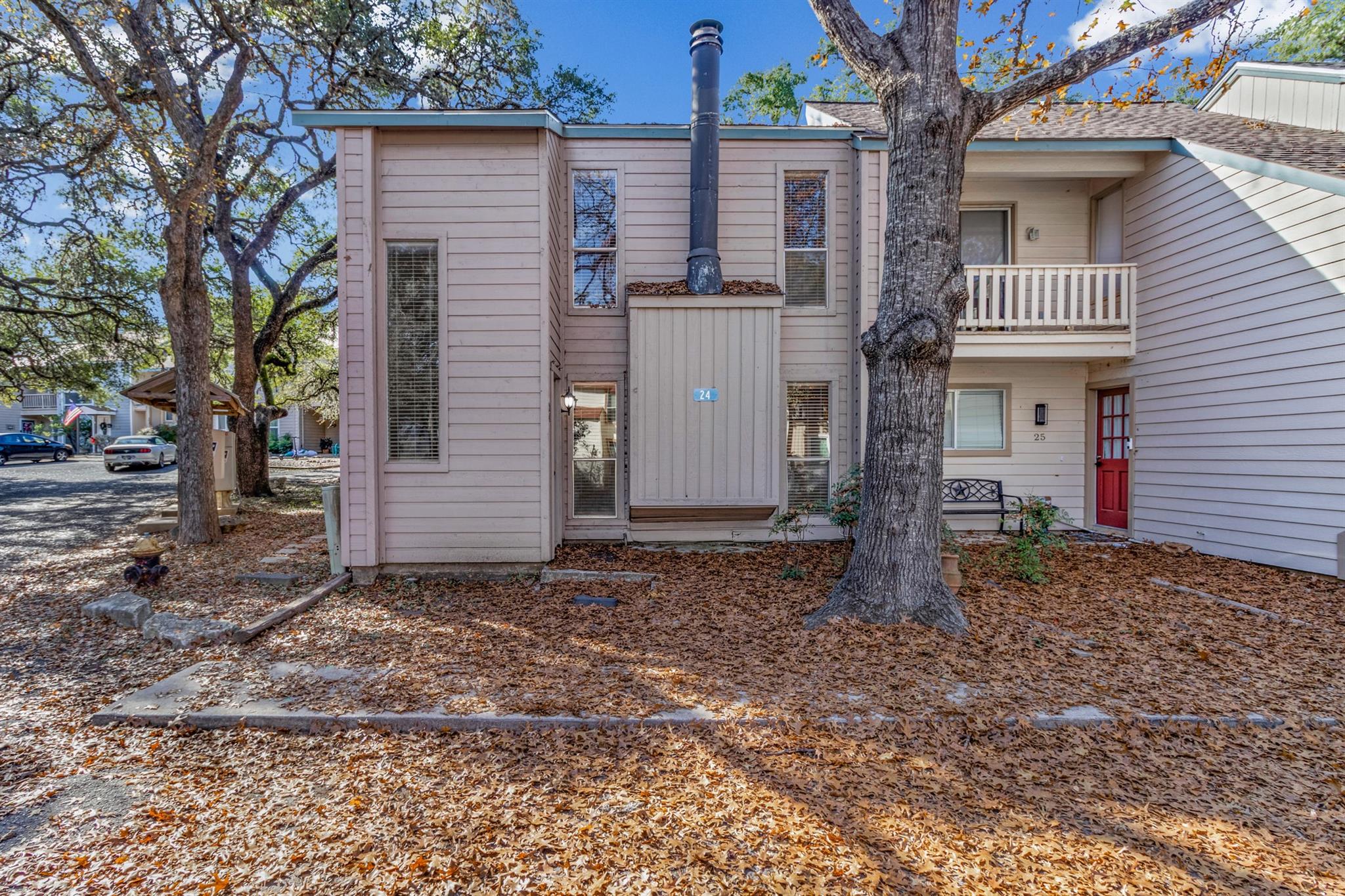 24 Marina Cir, Wimberley, TX 78676