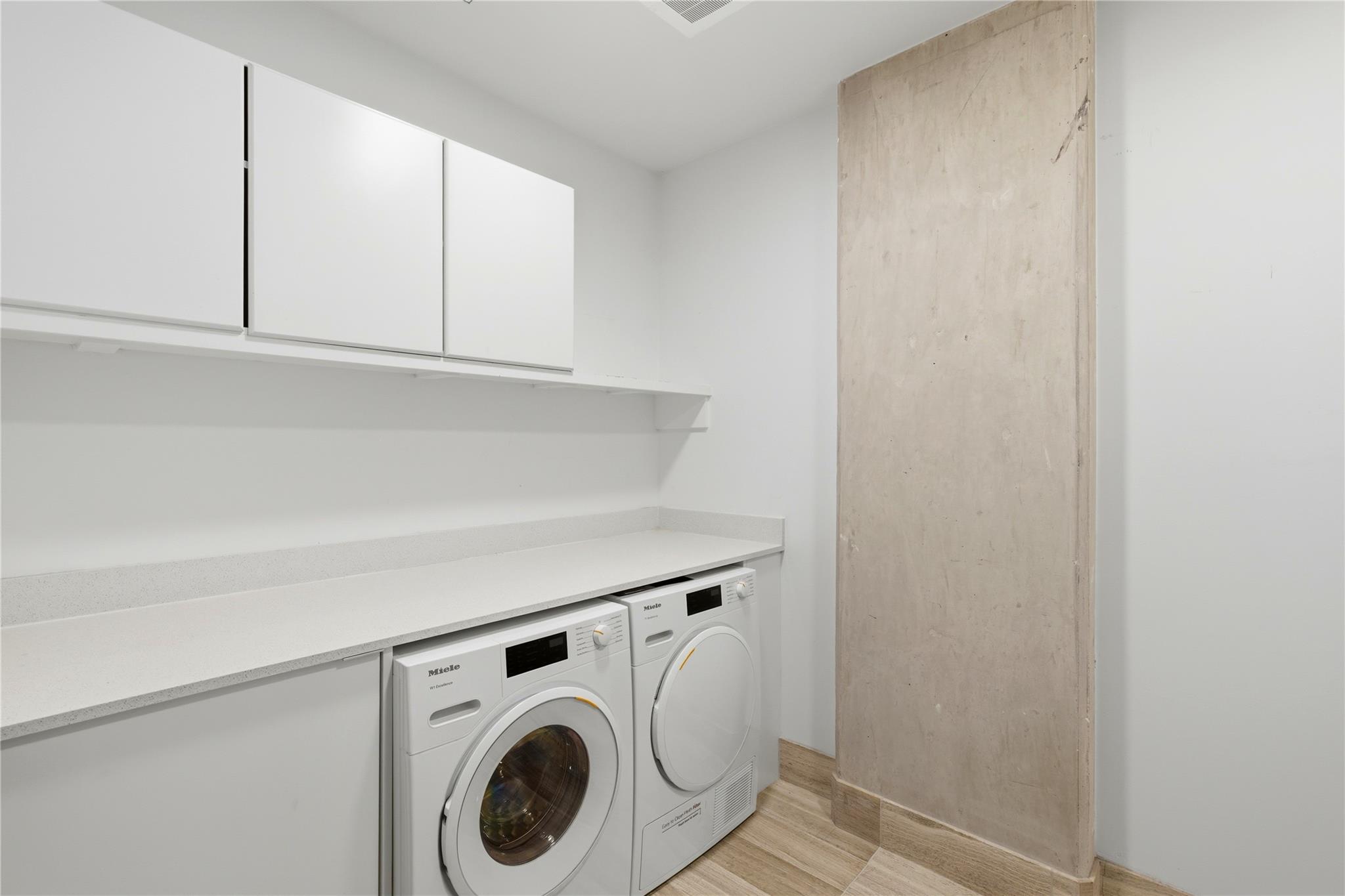 1211 W Riverside Dr W # 6B, Austin, TX 78704