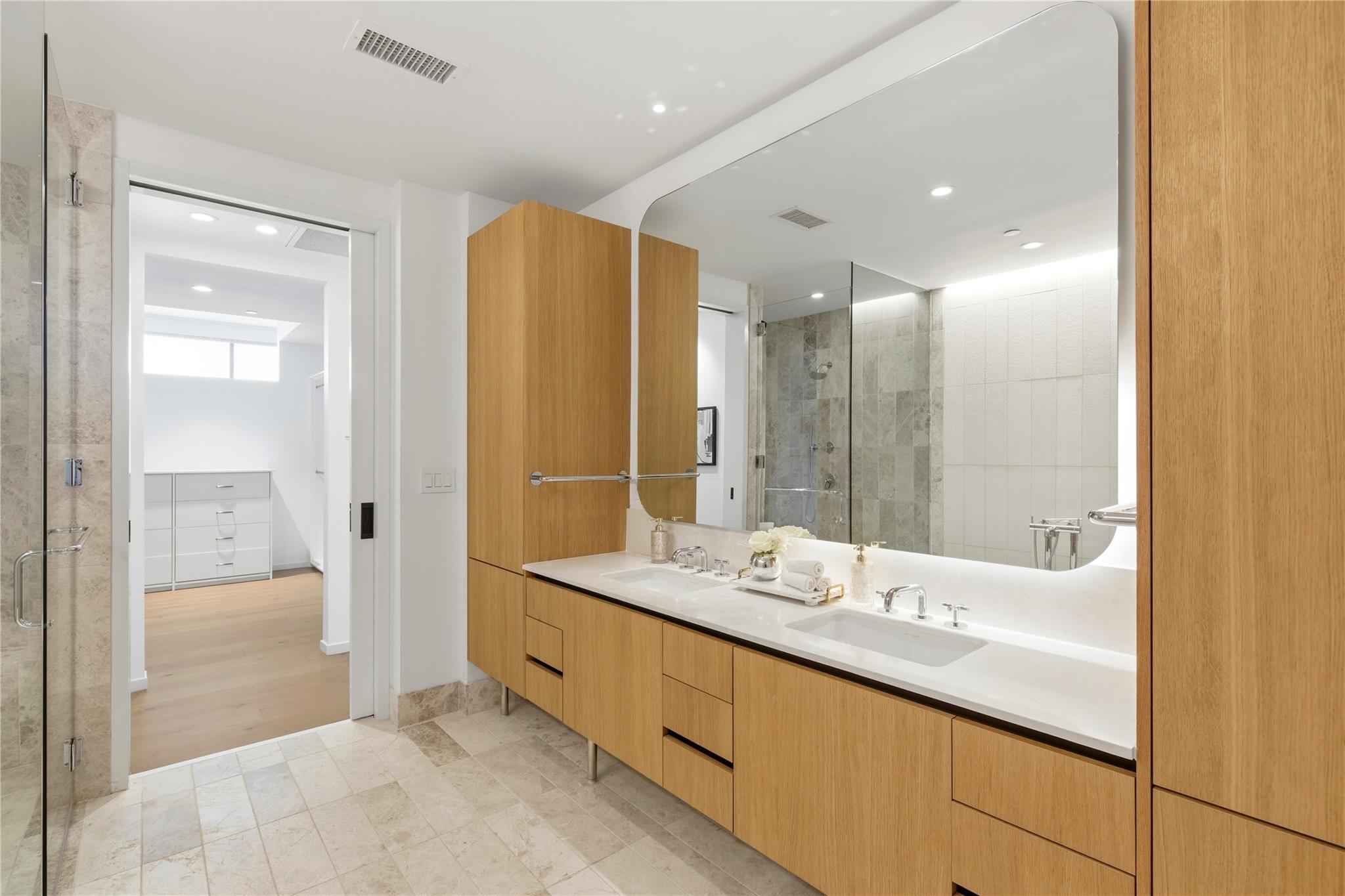 1211 W Riverside Dr W # 6B, Austin, TX 78704