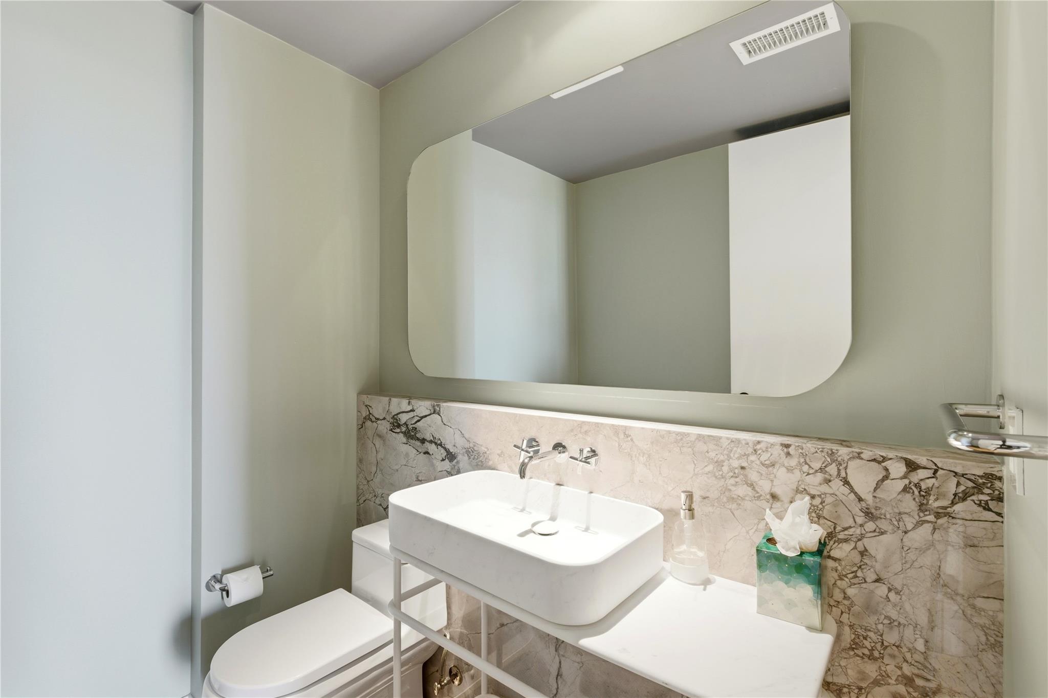 1211 W Riverside Dr W # 6B, Austin, TX 78704