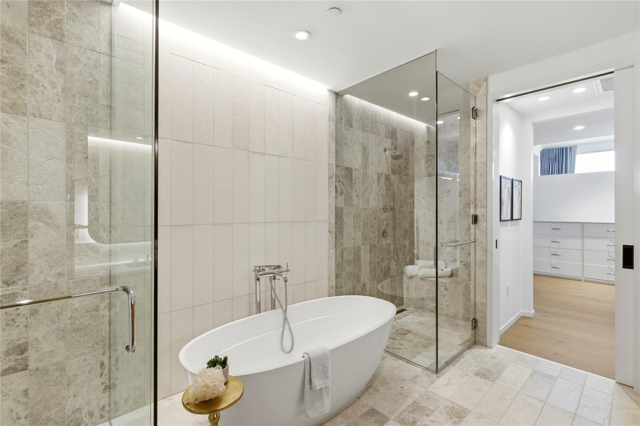 1211 W Riverside Dr W # 6B, Austin, TX 78704